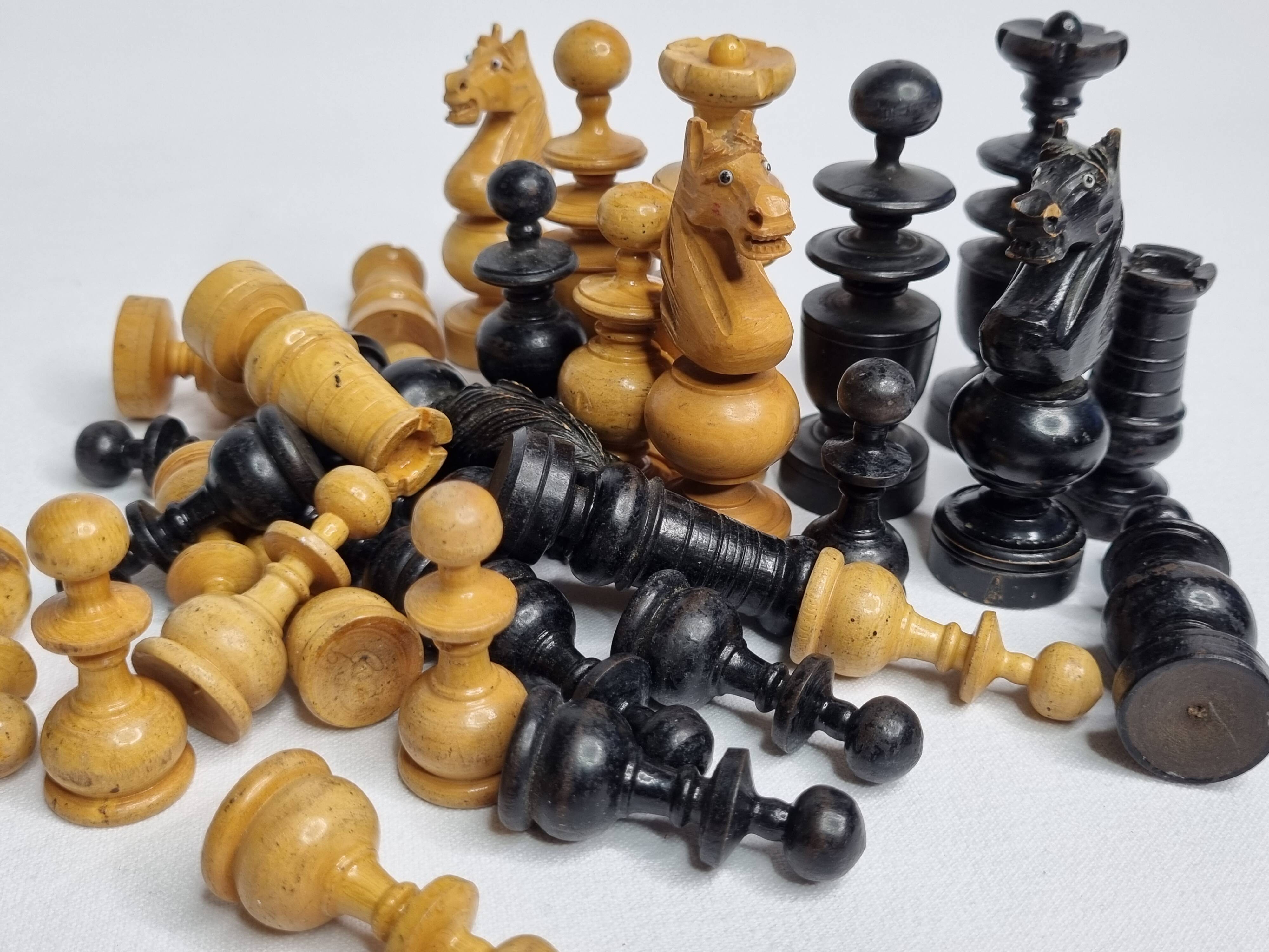 Vintage Hand Carved Wooden Chess Set, 1930s, King Height 8cm