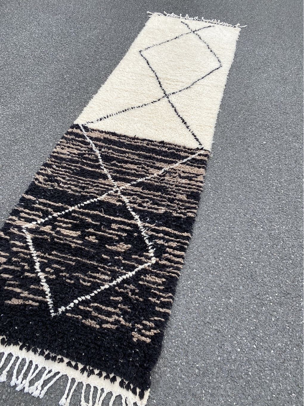 Carpet berbere corridor beni ouarain 90×350 cm