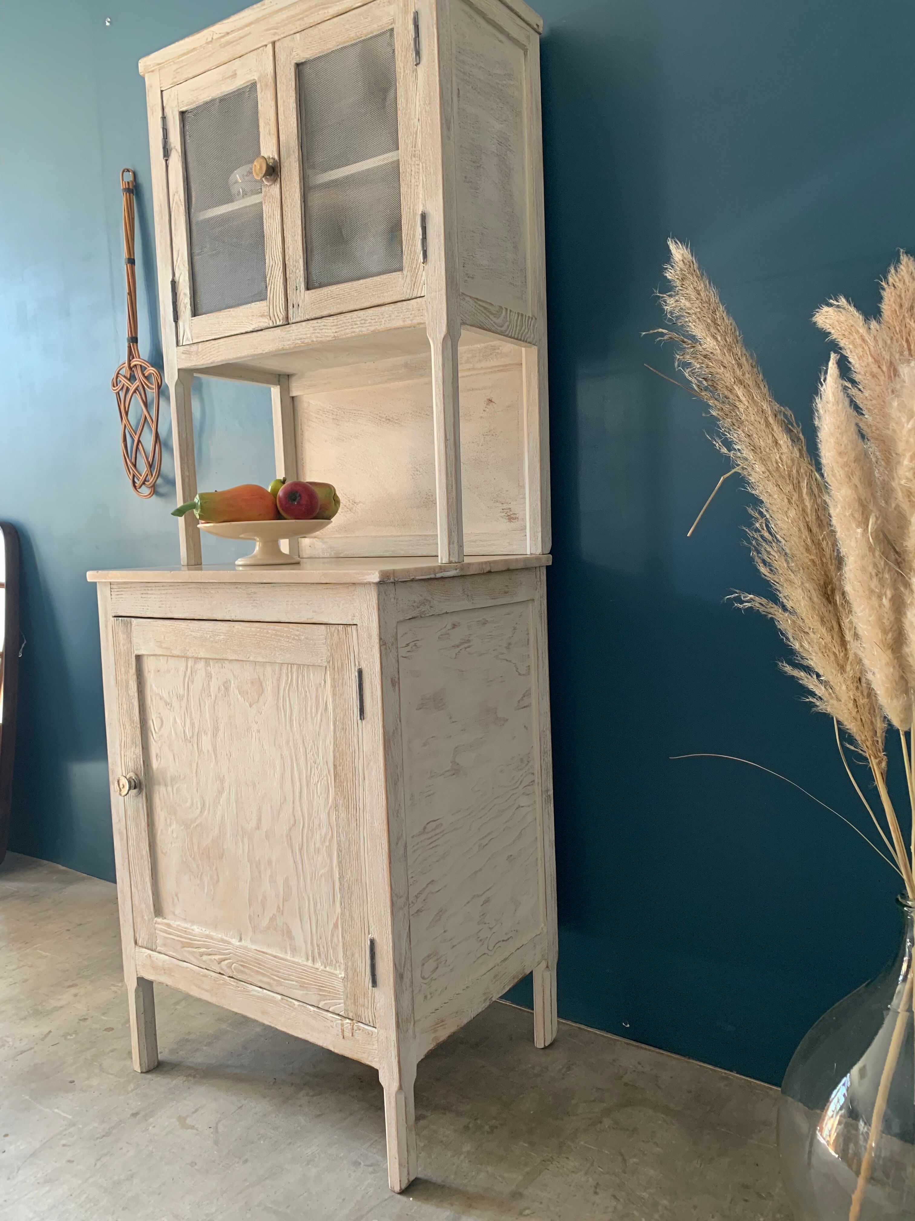 Buffet 2 vintage body