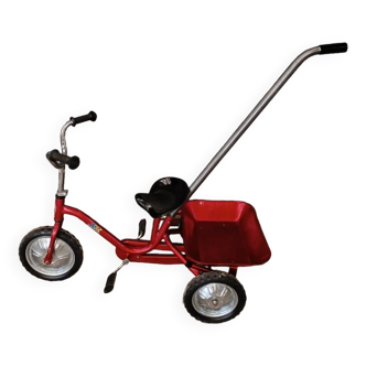 Tricycle en métal rouge vintage