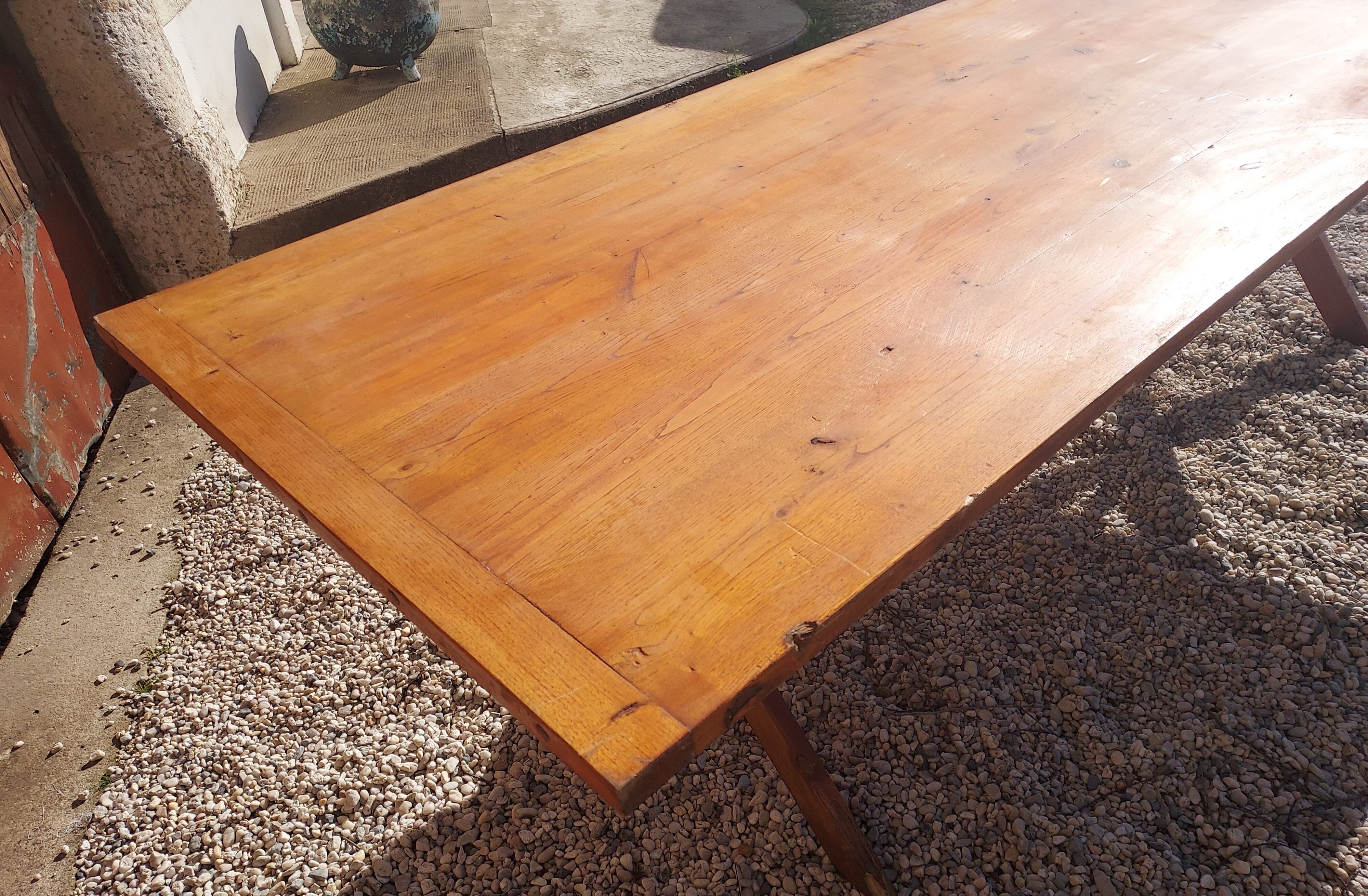 Farmhouse table