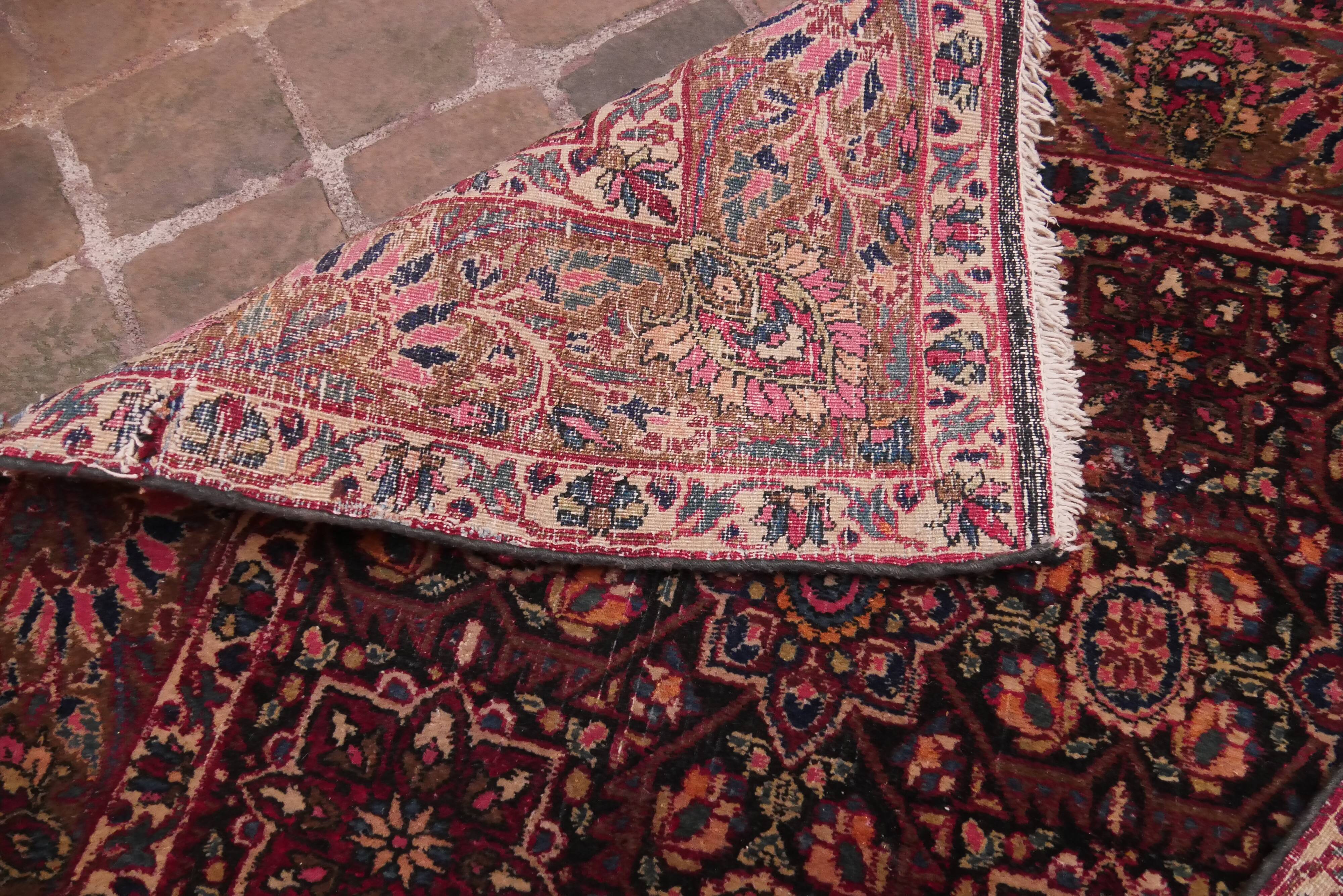 Tabriz handmade antique persian rug 194 x 130 cm