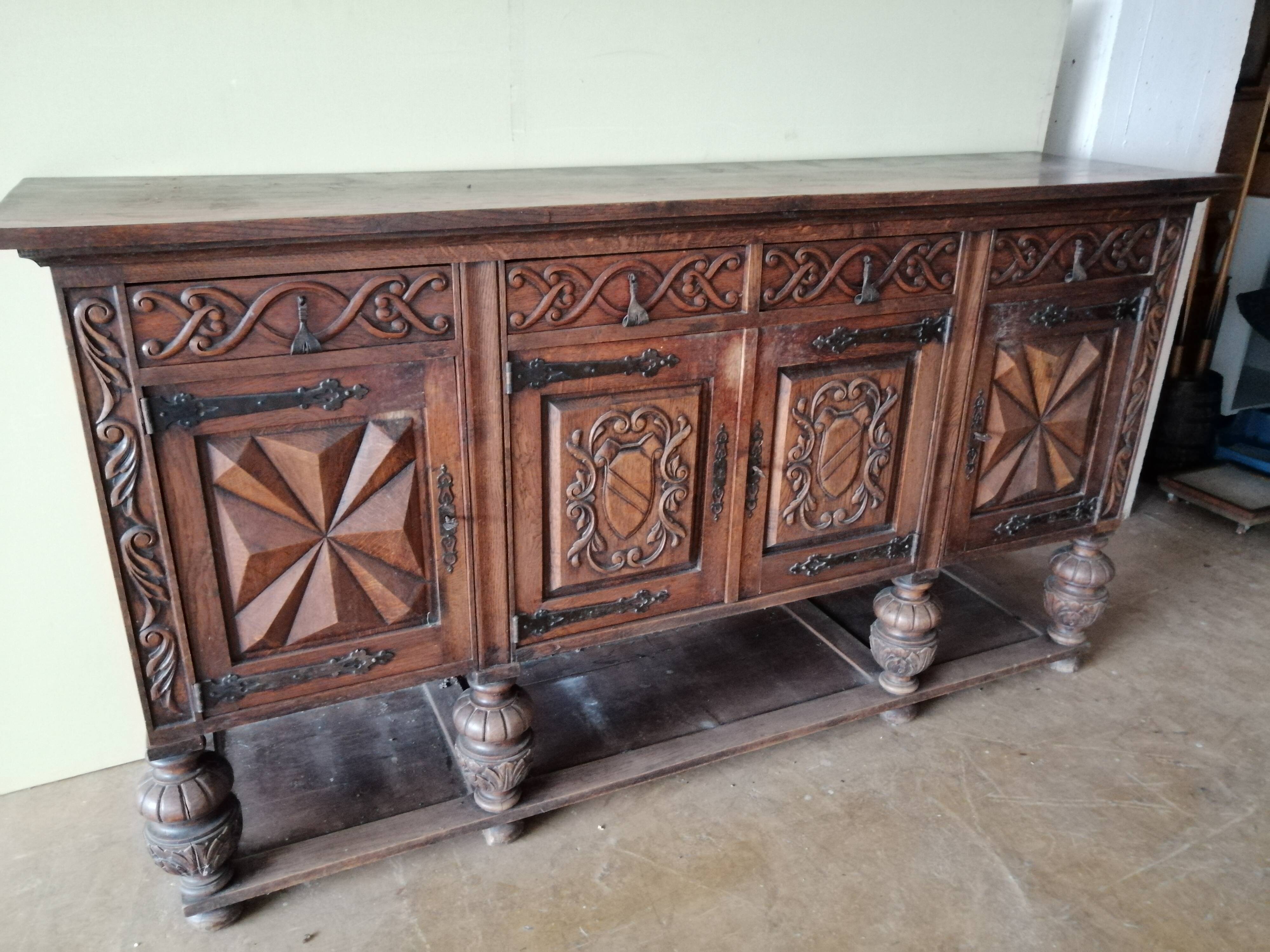 Oak Renaissance Buffet