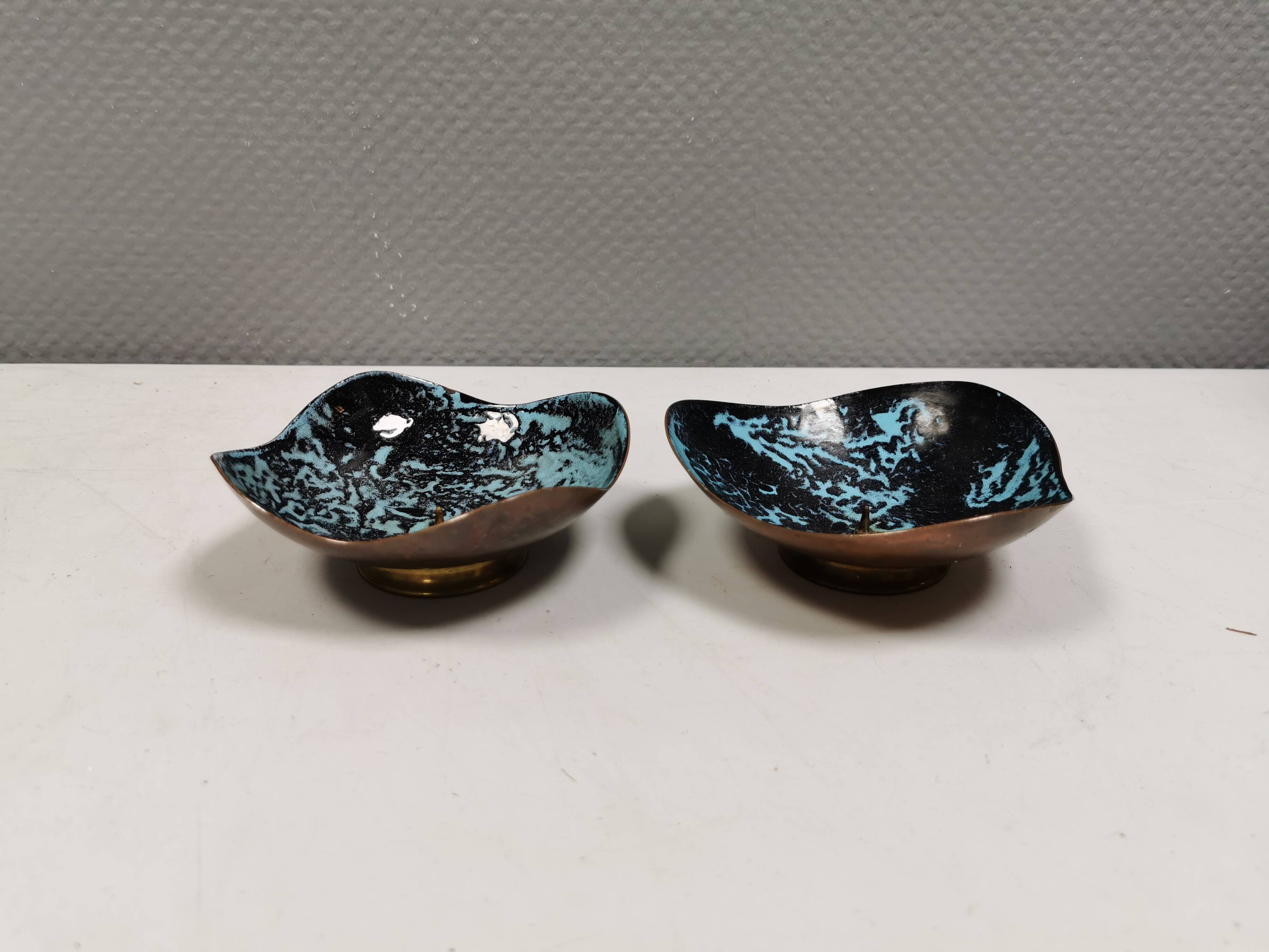 Set of candlesticks. Made of copper and blue/black enamel. From Danish Meka (1951 - 1989)