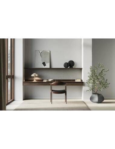 Sand-colored table lamp, ceramic, contemporary work.