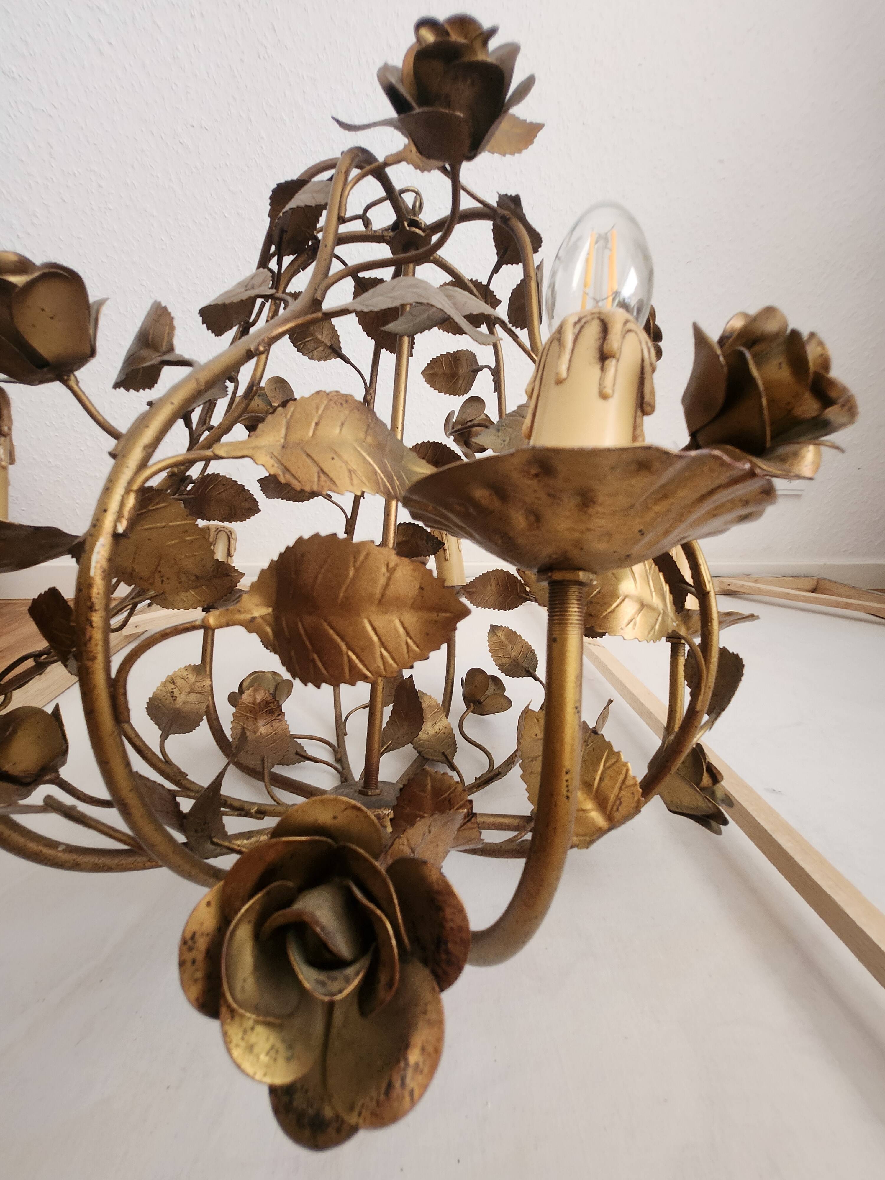 Chandelier hand-forged Hollywood Regency rose leaf decorations