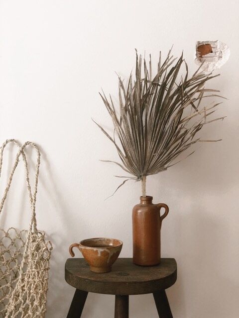 Suite of 6 sandstone cups