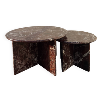 tables basses gigognes rondes en marbre rouge rosso levanto