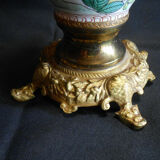 Porcelain vase japonisant