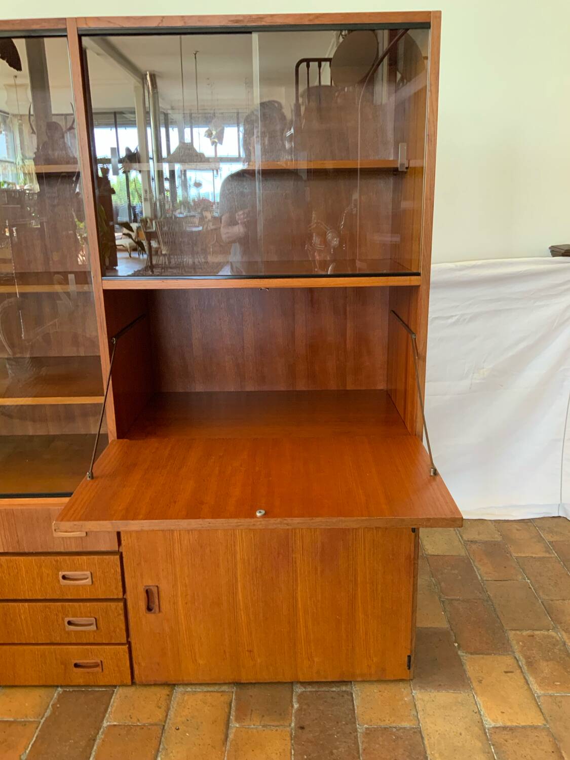 Buffet or multifunctional furniture