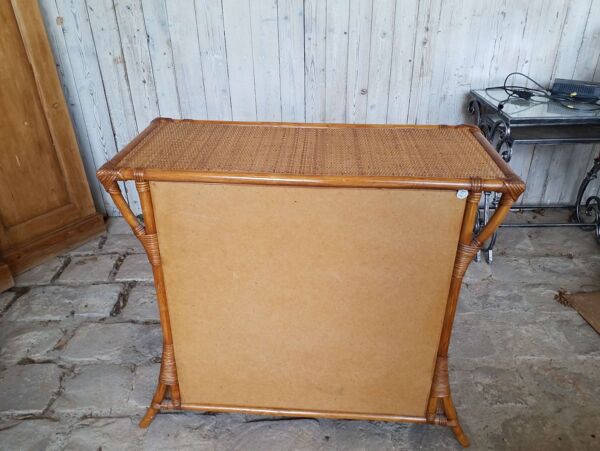 Commode en rotin