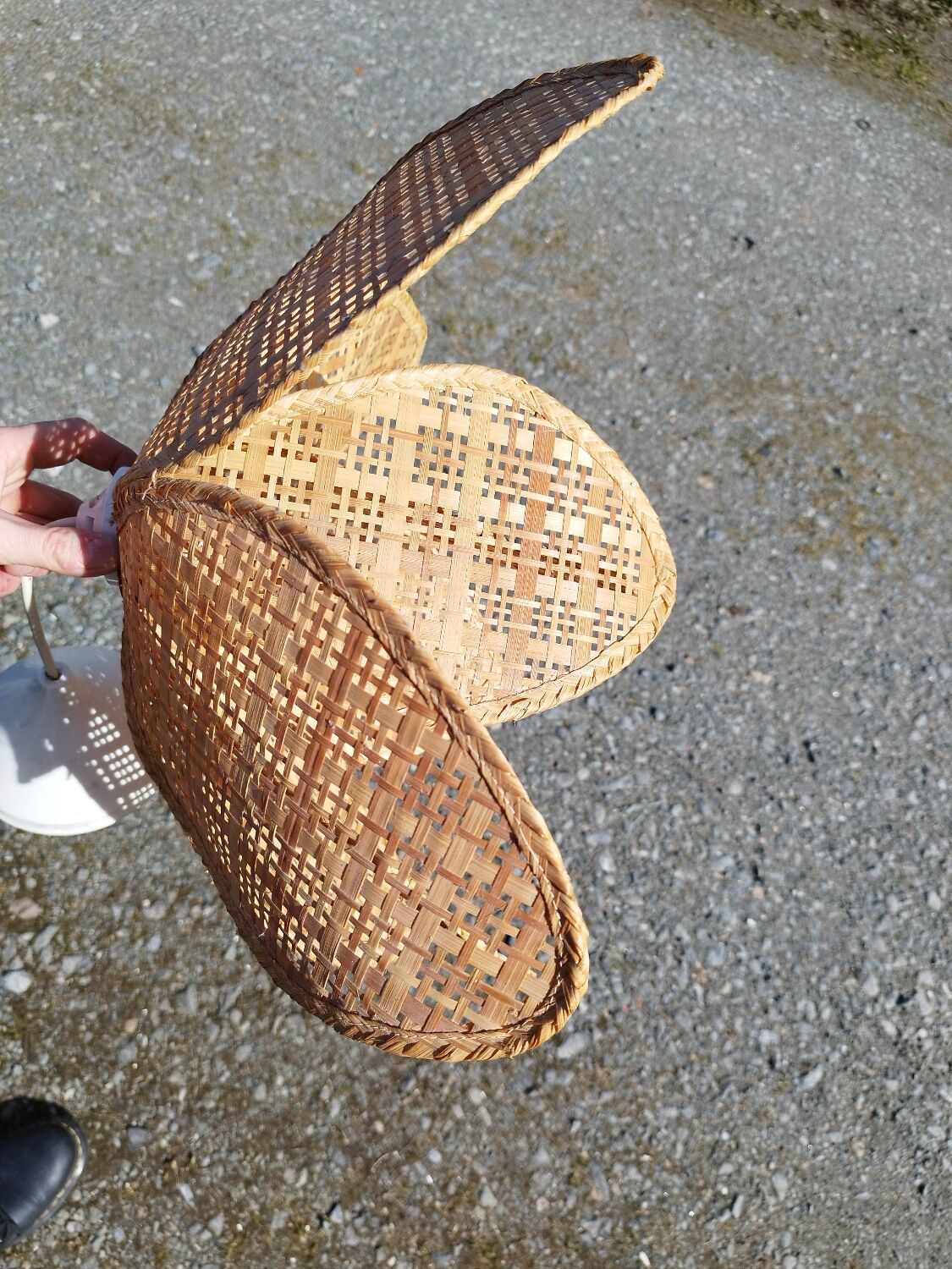 Suspension lampshade rattan straw flower