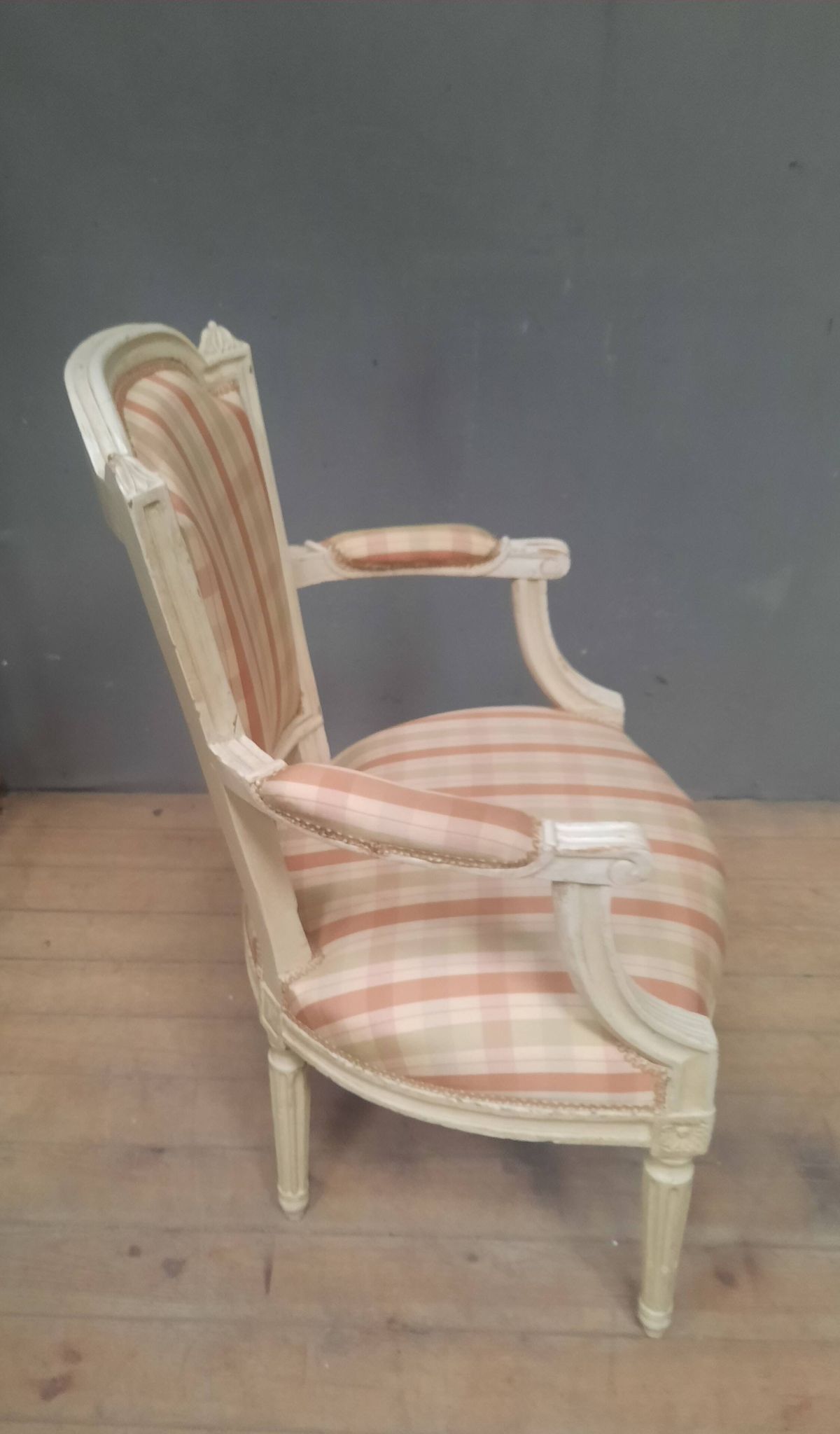 Lacquered armchair in the Louis XVI style