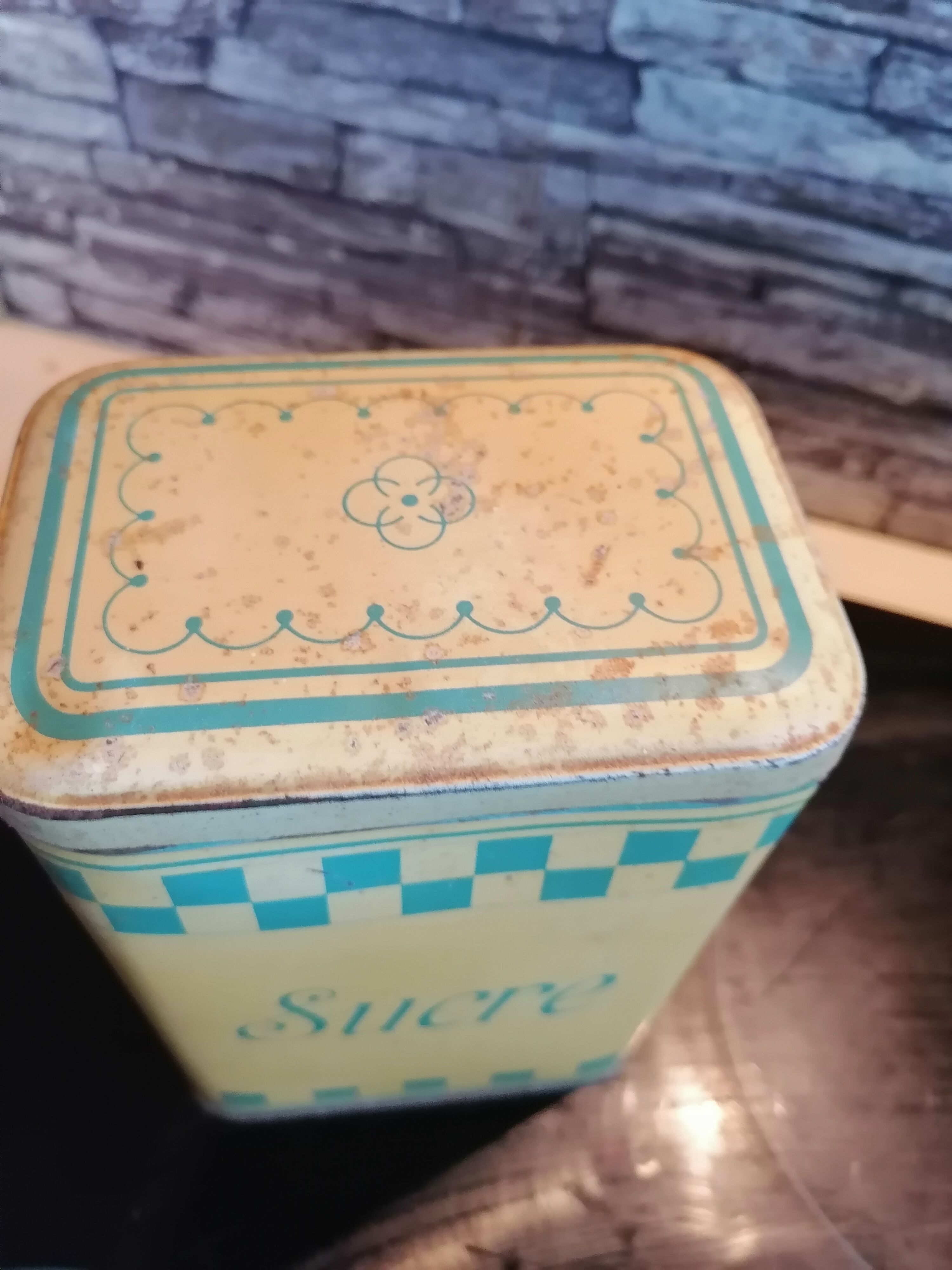 Box tolee spices flour kitchen 1900