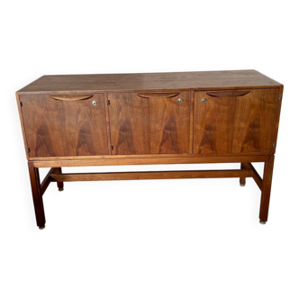 Scandinavian buffet by Jens Risom from the 1960s – walnut
