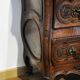 Commode provençale en noyer massif travail nîmois époque Louis XV
