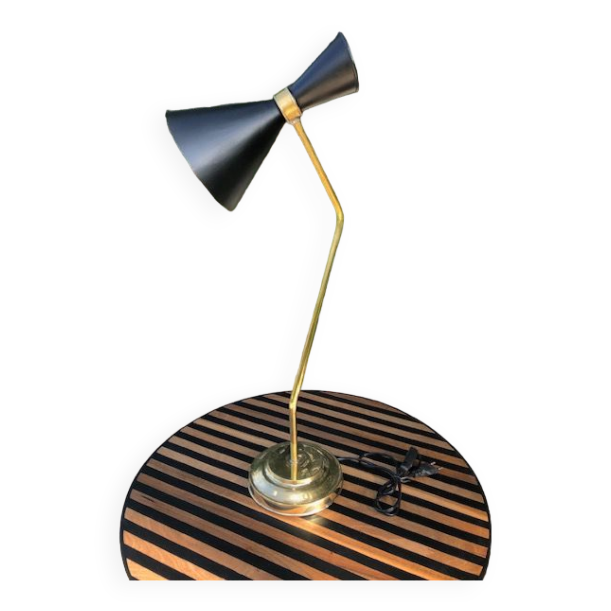 Contemporary table lamp