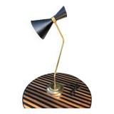 Contemporary table lamp
