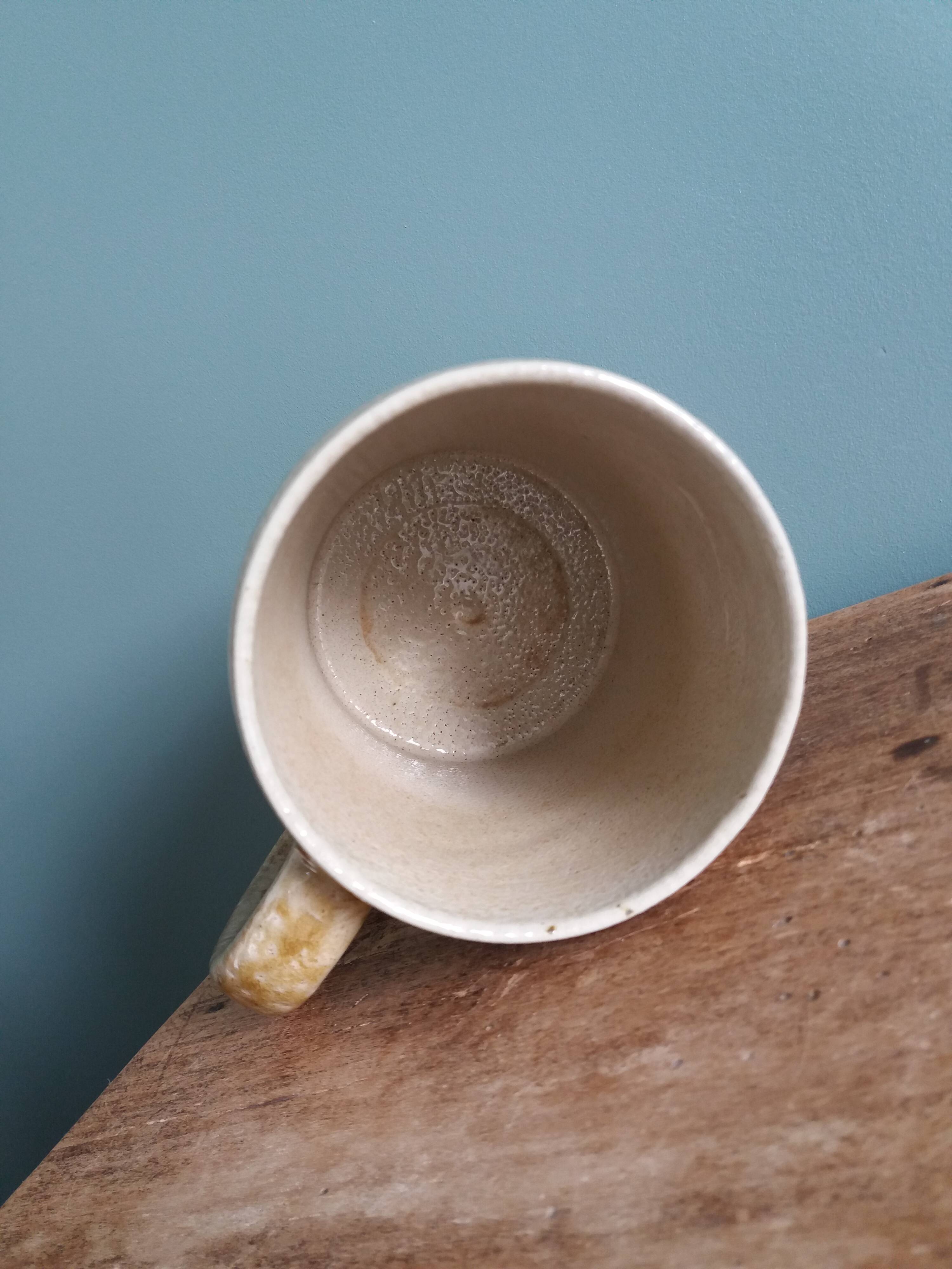 Jean-Claude Courjault sandstone mug