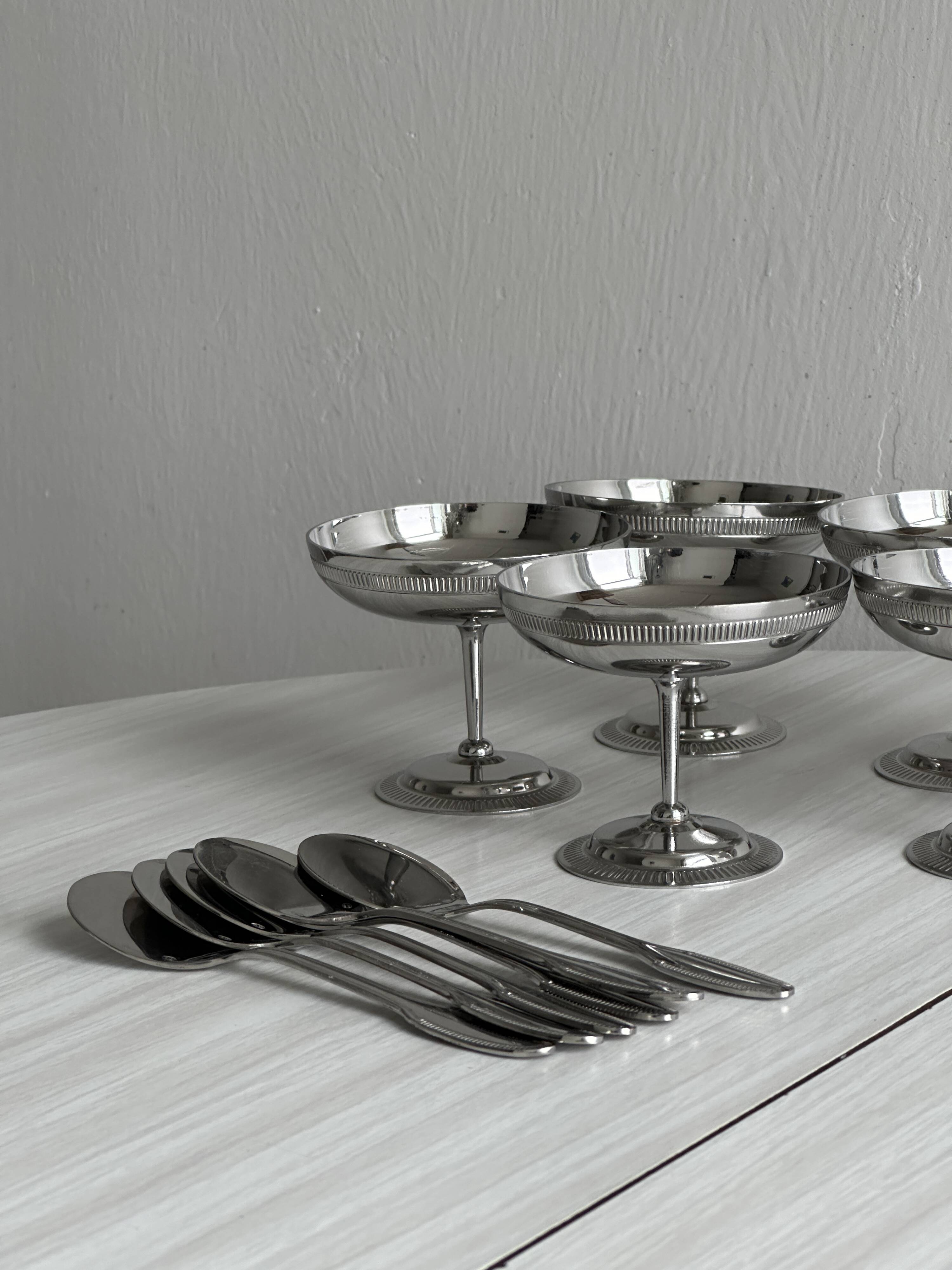 6 coupelles sur pied en inox Letang Remy