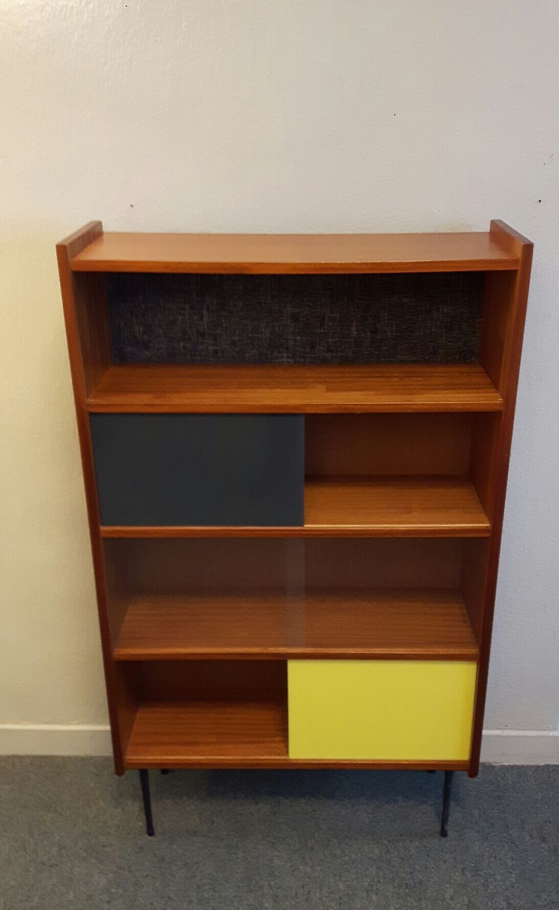 Bibliothèque étagère des années 50