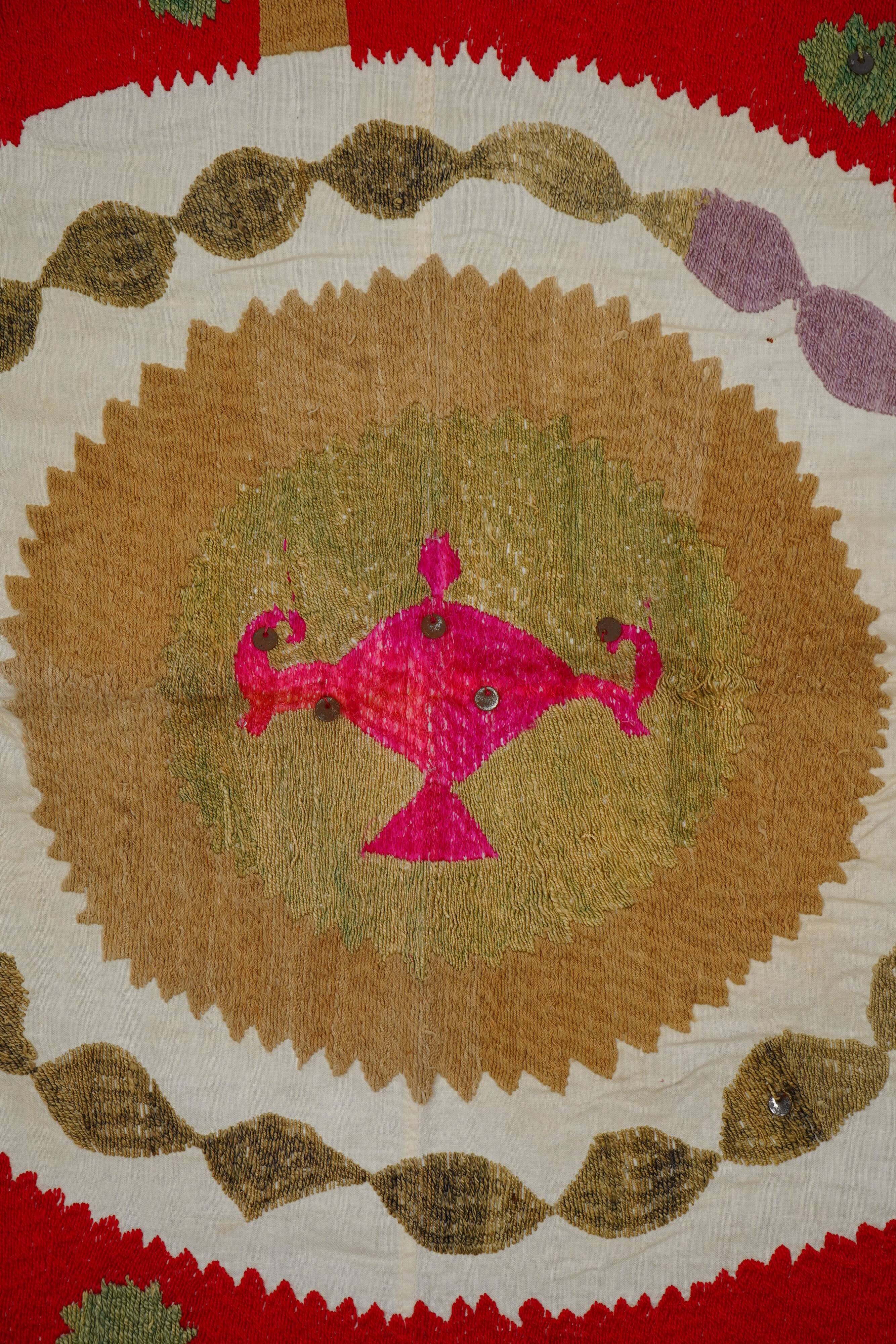 Vintage Turkish hand-knotted rug 124x138 cm