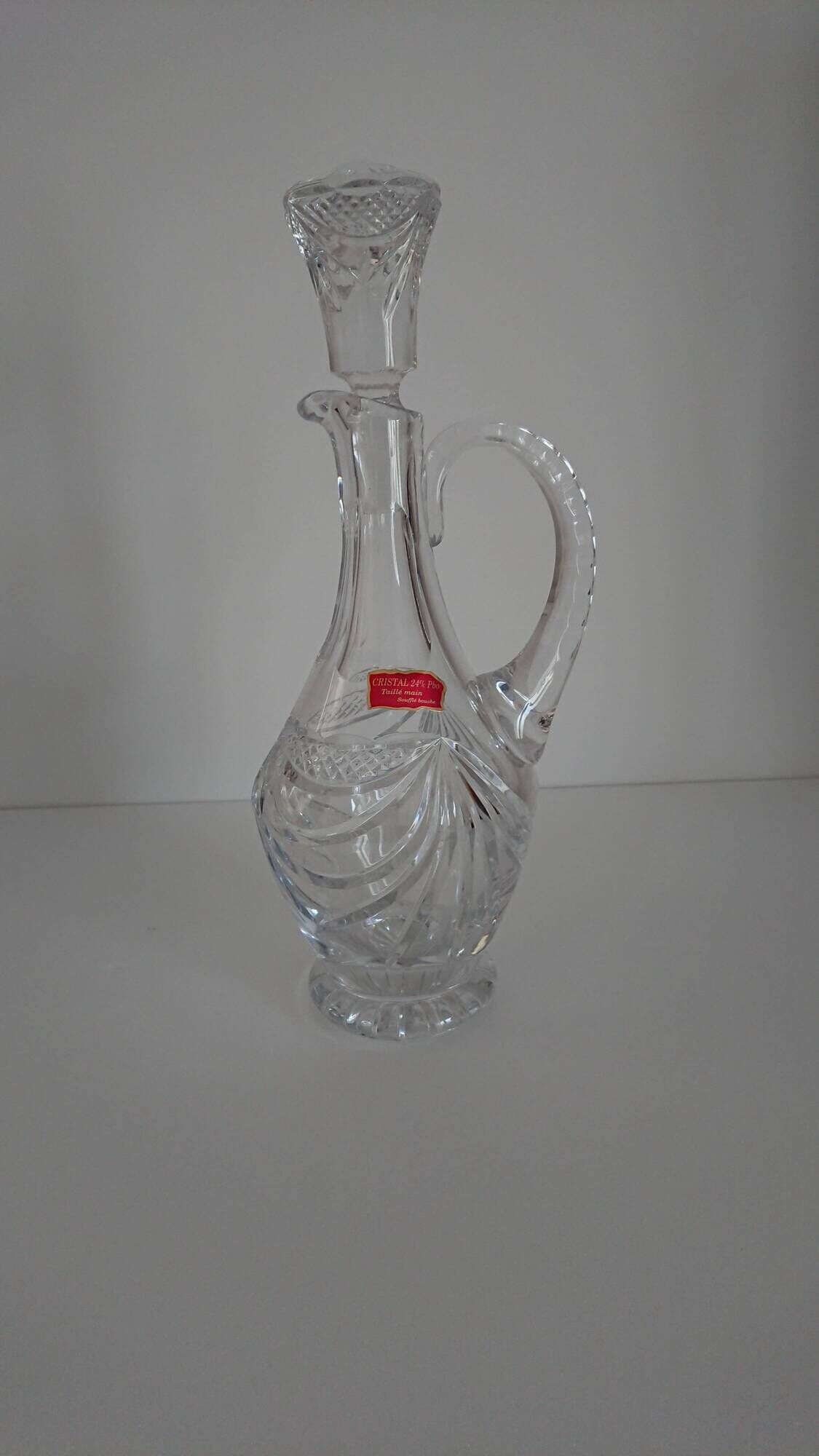 Carafe cristal- 24%pbo – taillé à la main et soufflé à la bouche