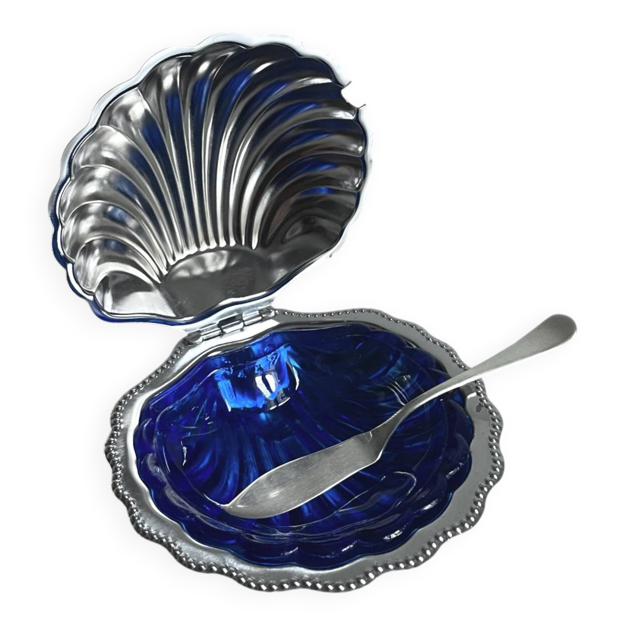 Vintage shell butter dish