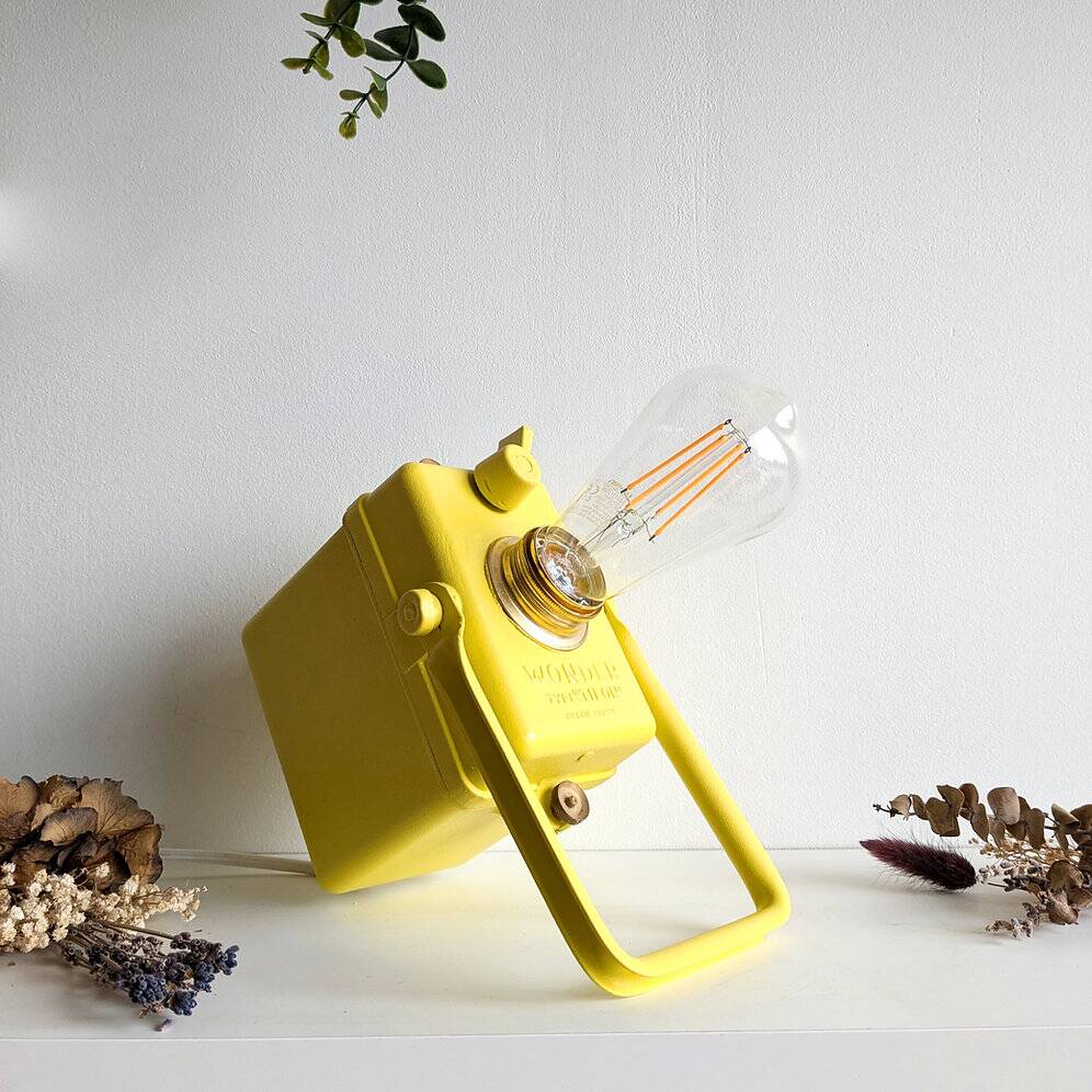 Vintage table lamp Wonder Tifon yellow