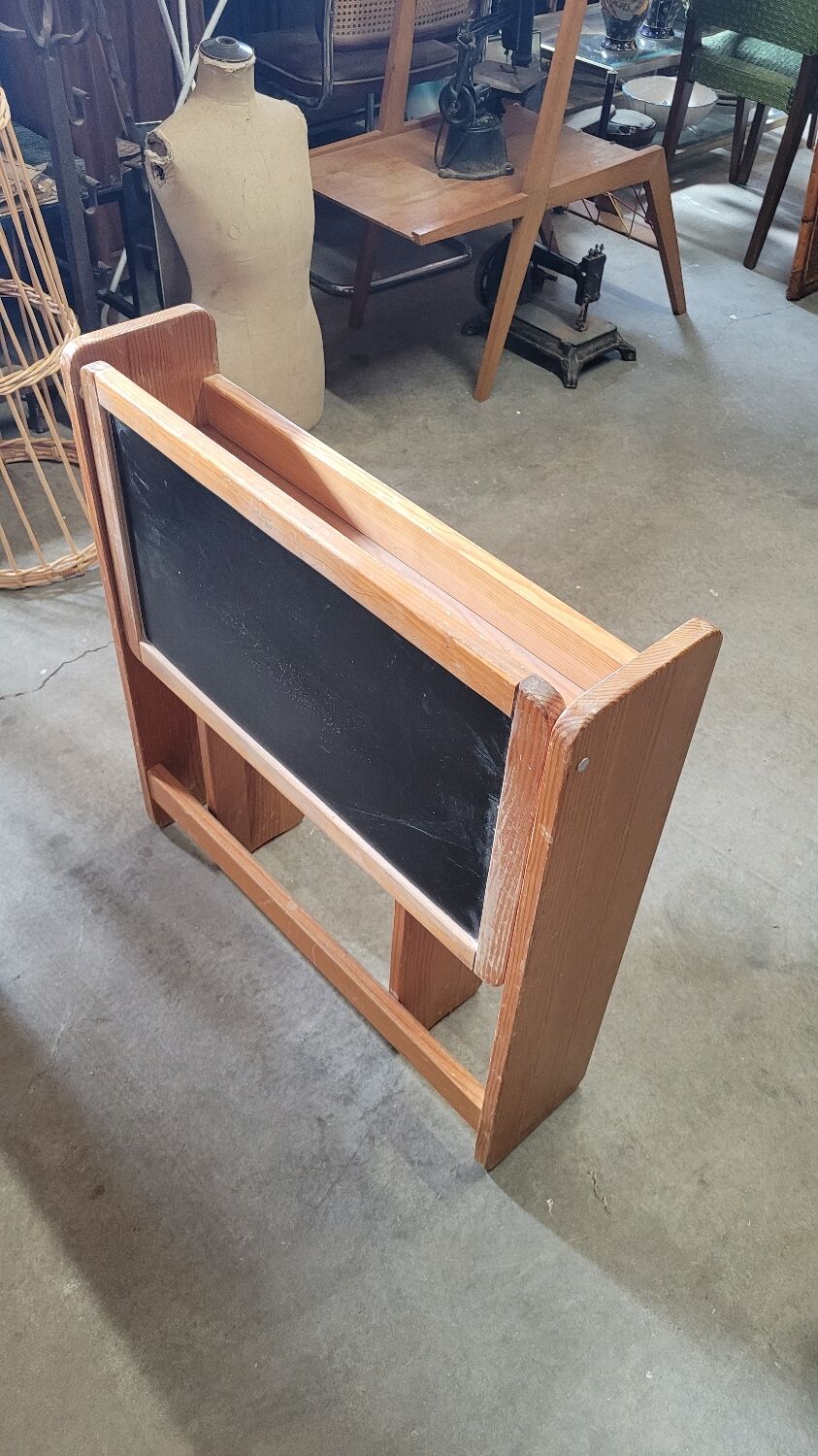 Bureau à système pliant pour enfant , vintage 1970