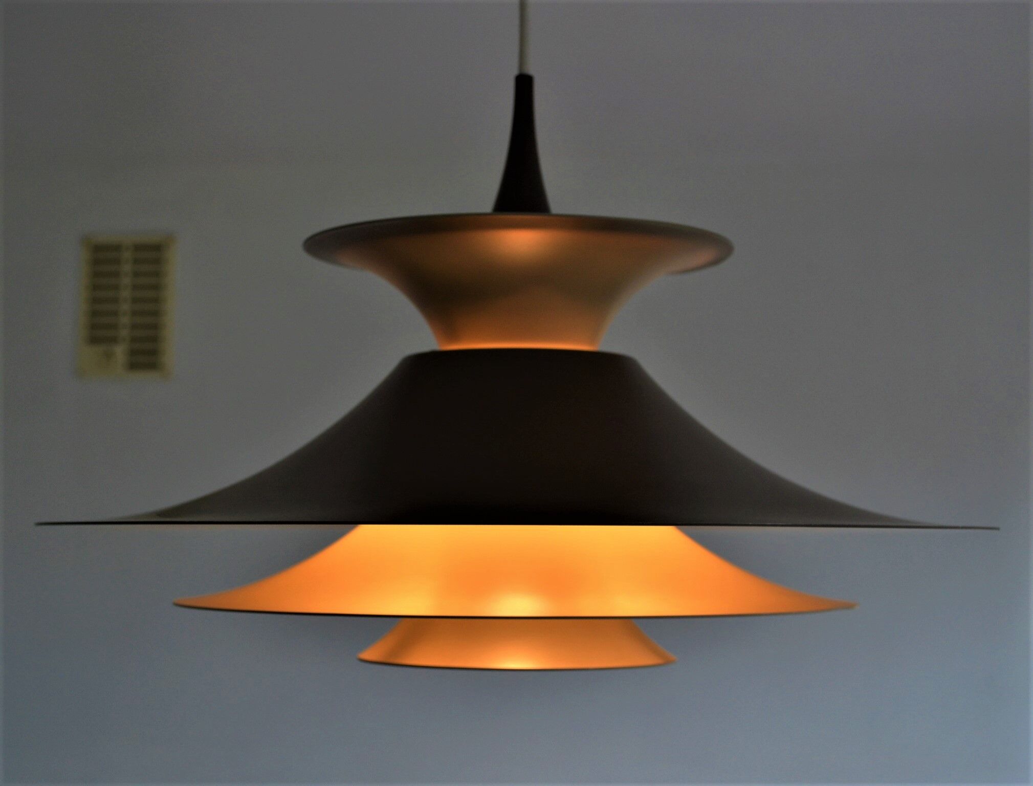 Suspension scandinave Radius pour Fog & Morup Eric Baslev Danemark