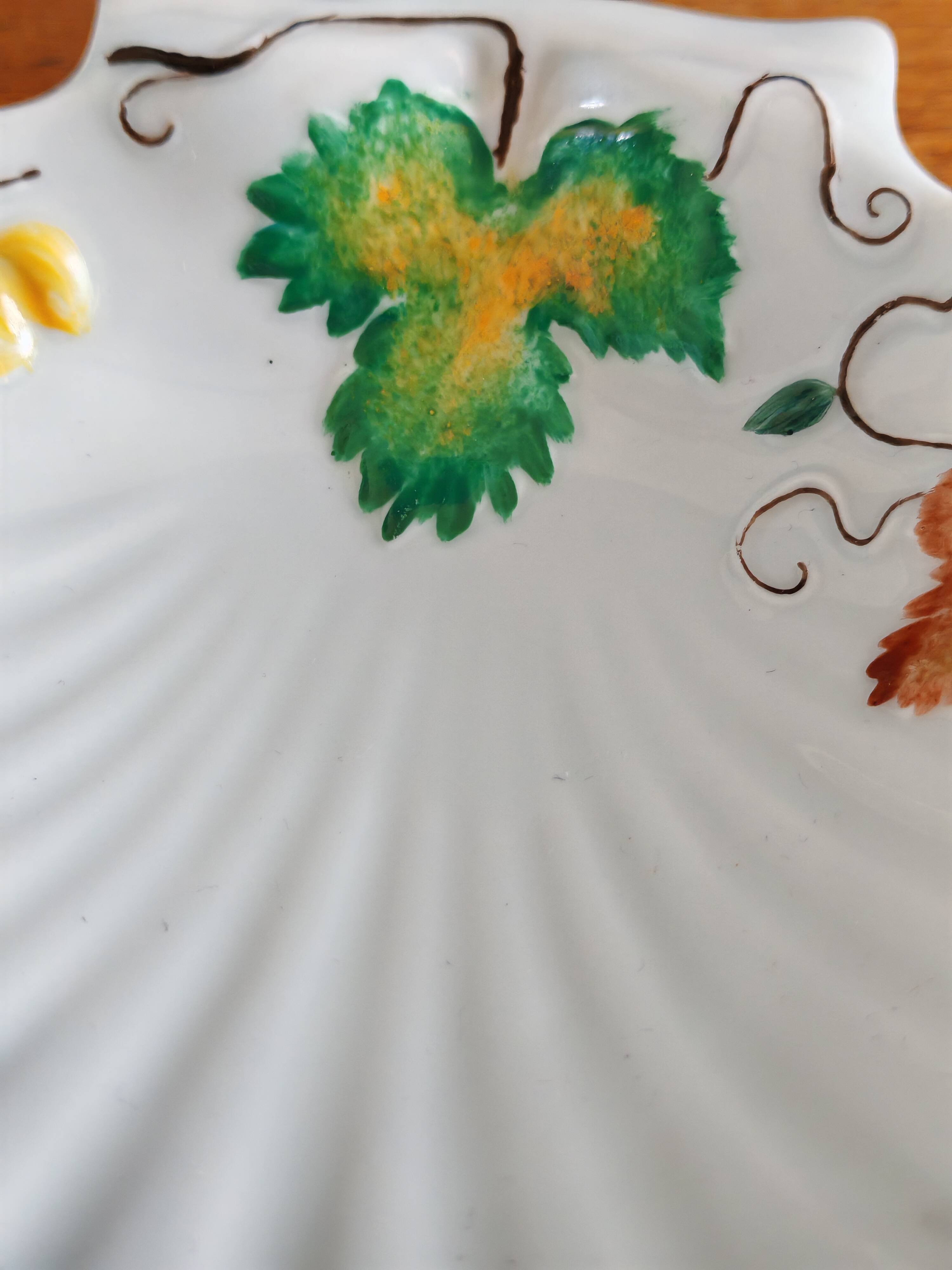 Philippe Deshoulières Limoges shell dish