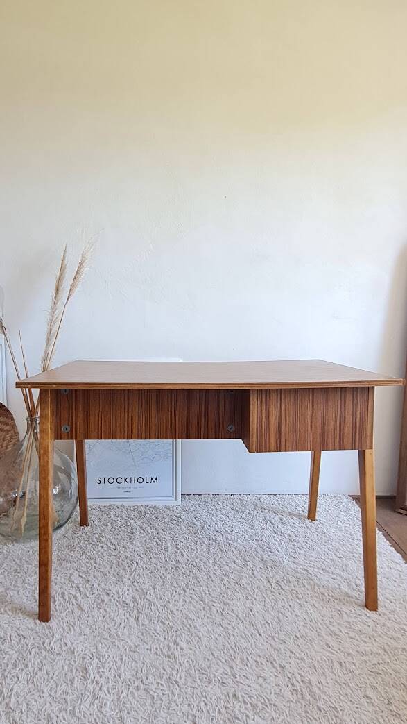 Bureau scandinave circa années 60