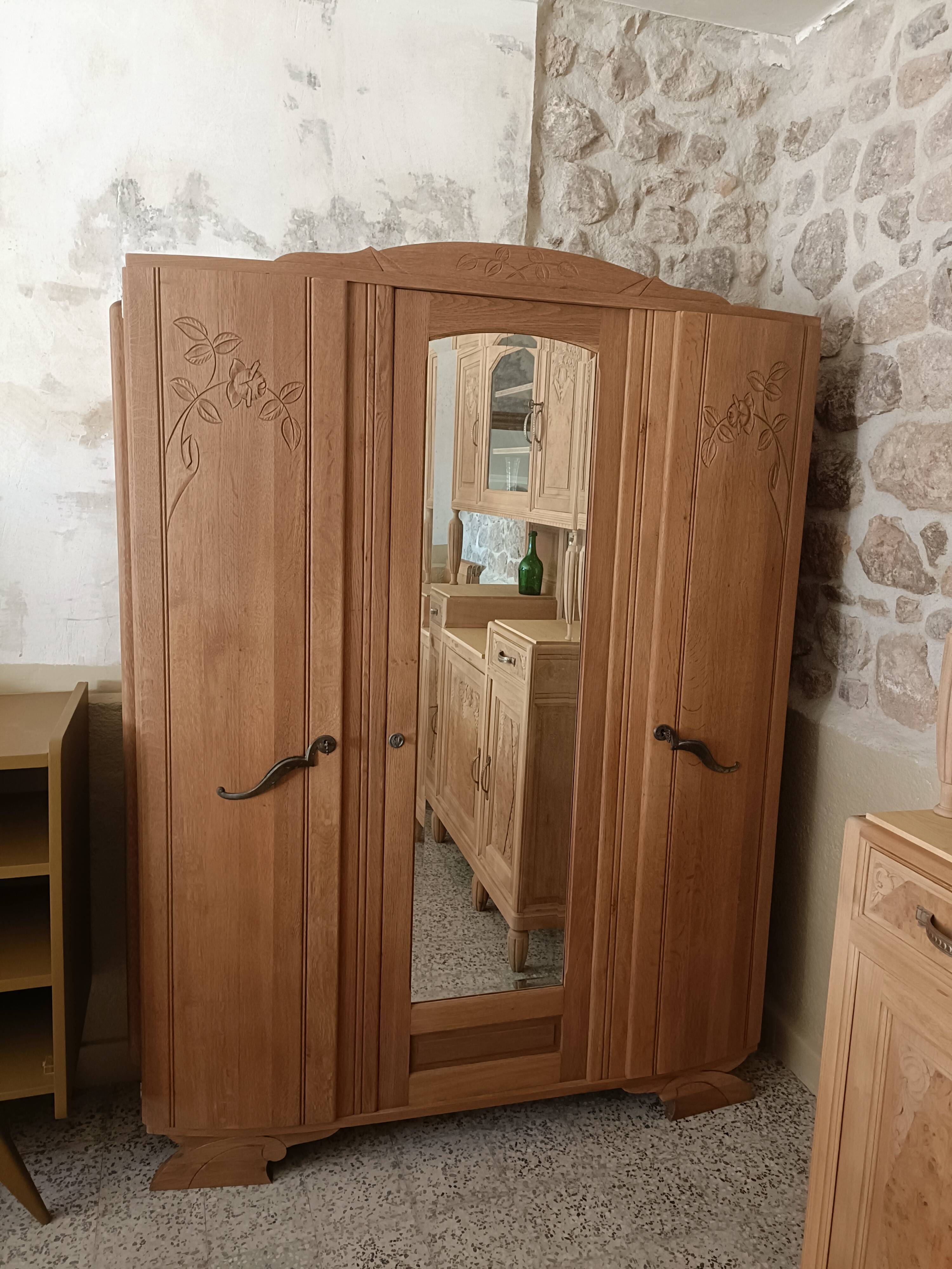 Armoire Art Déco rénovée