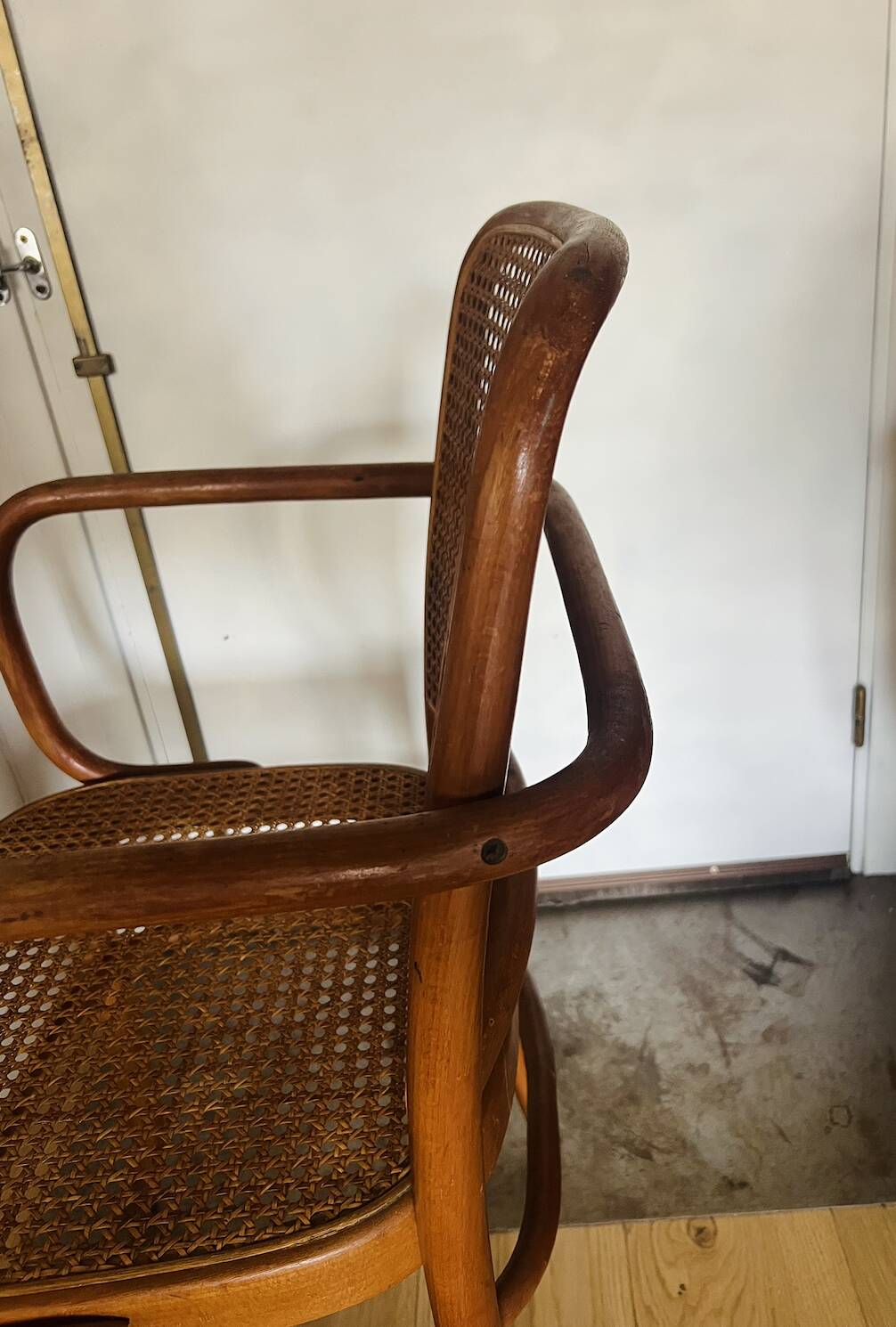 Fauteuil 811 ou Prague, Josef Hoffmann pour Thonet, circa 1930