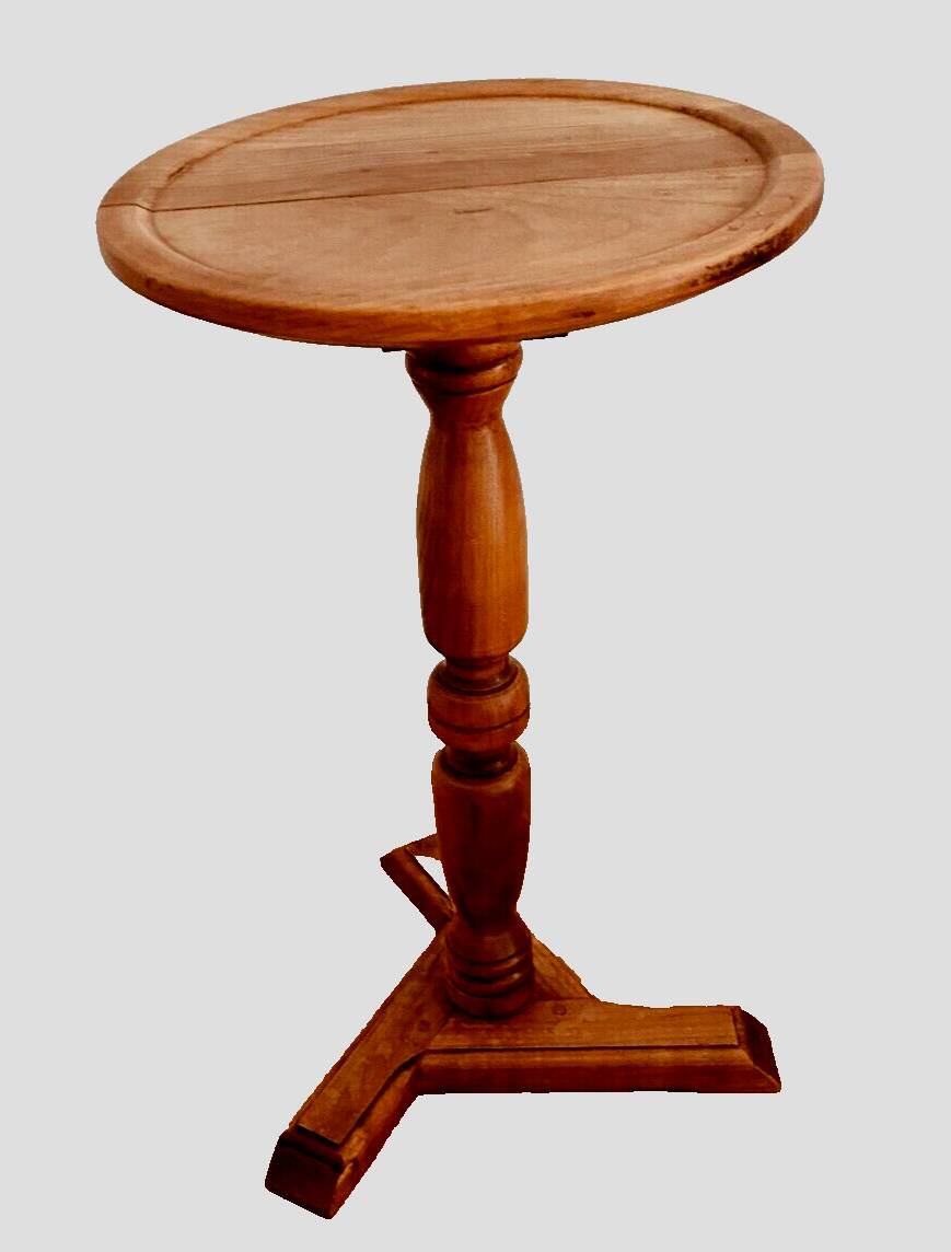 Louis Philippe style tripod pedestal table in solid walnut 20th century