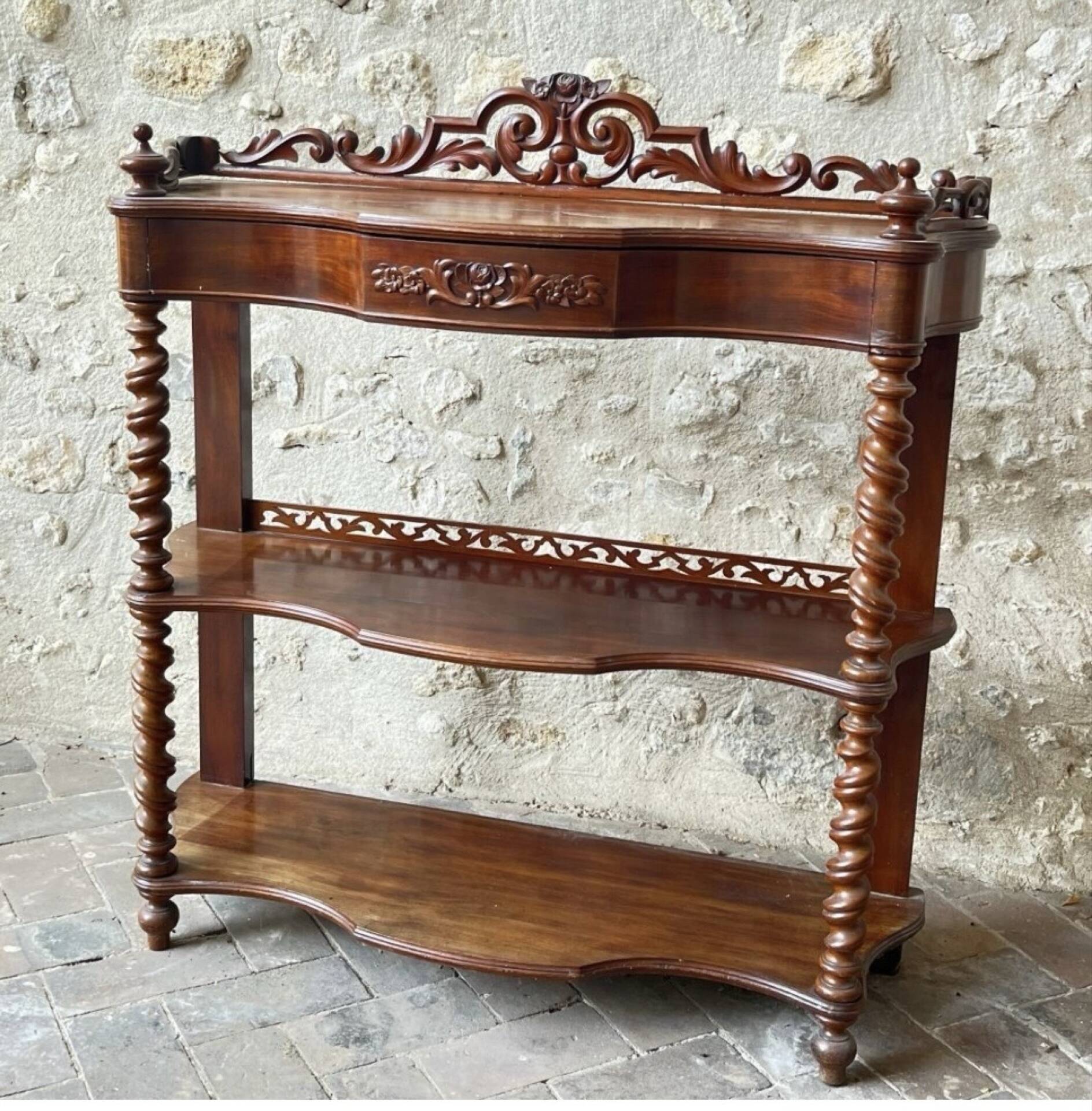 19th century English console – Solid mahogany and veneer – Sculptures
