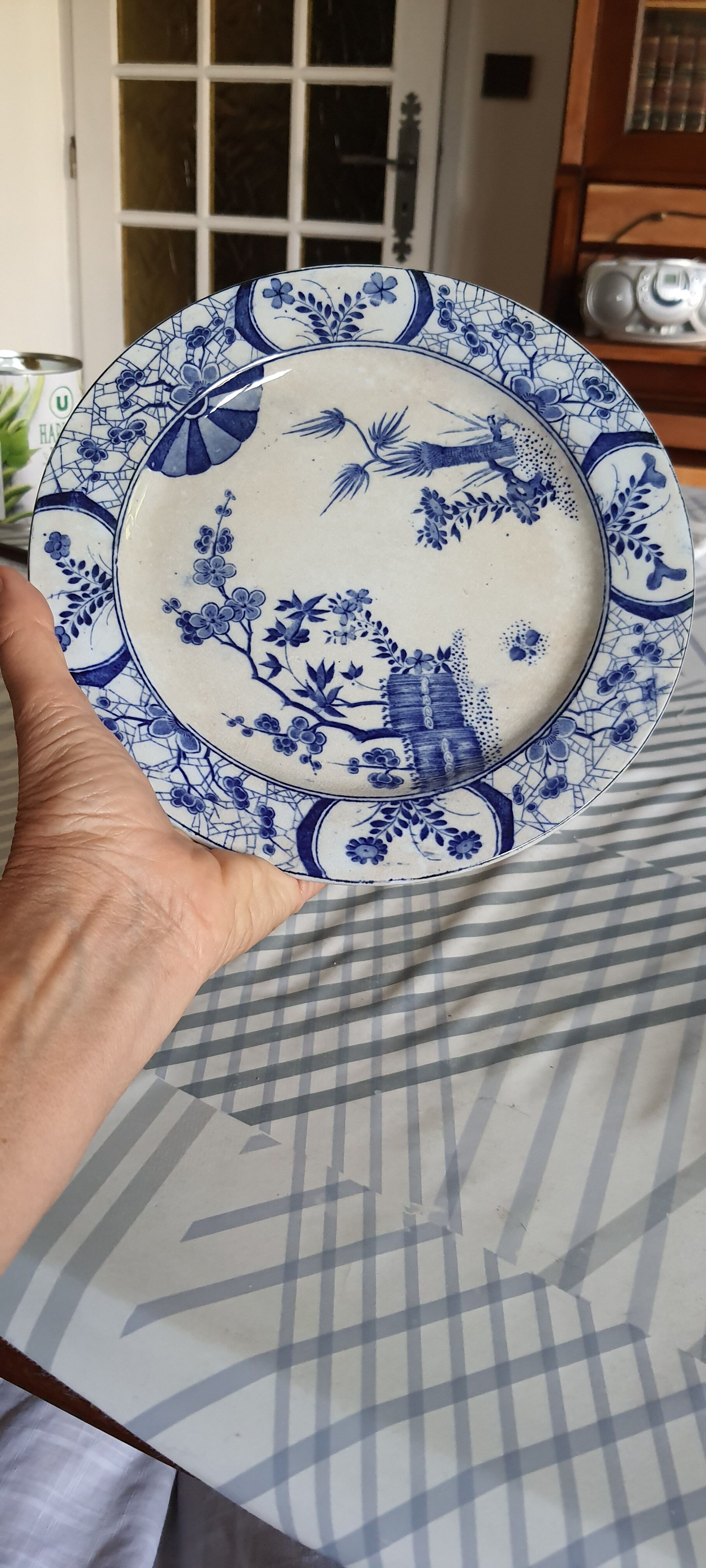Creil montereau Japan plates