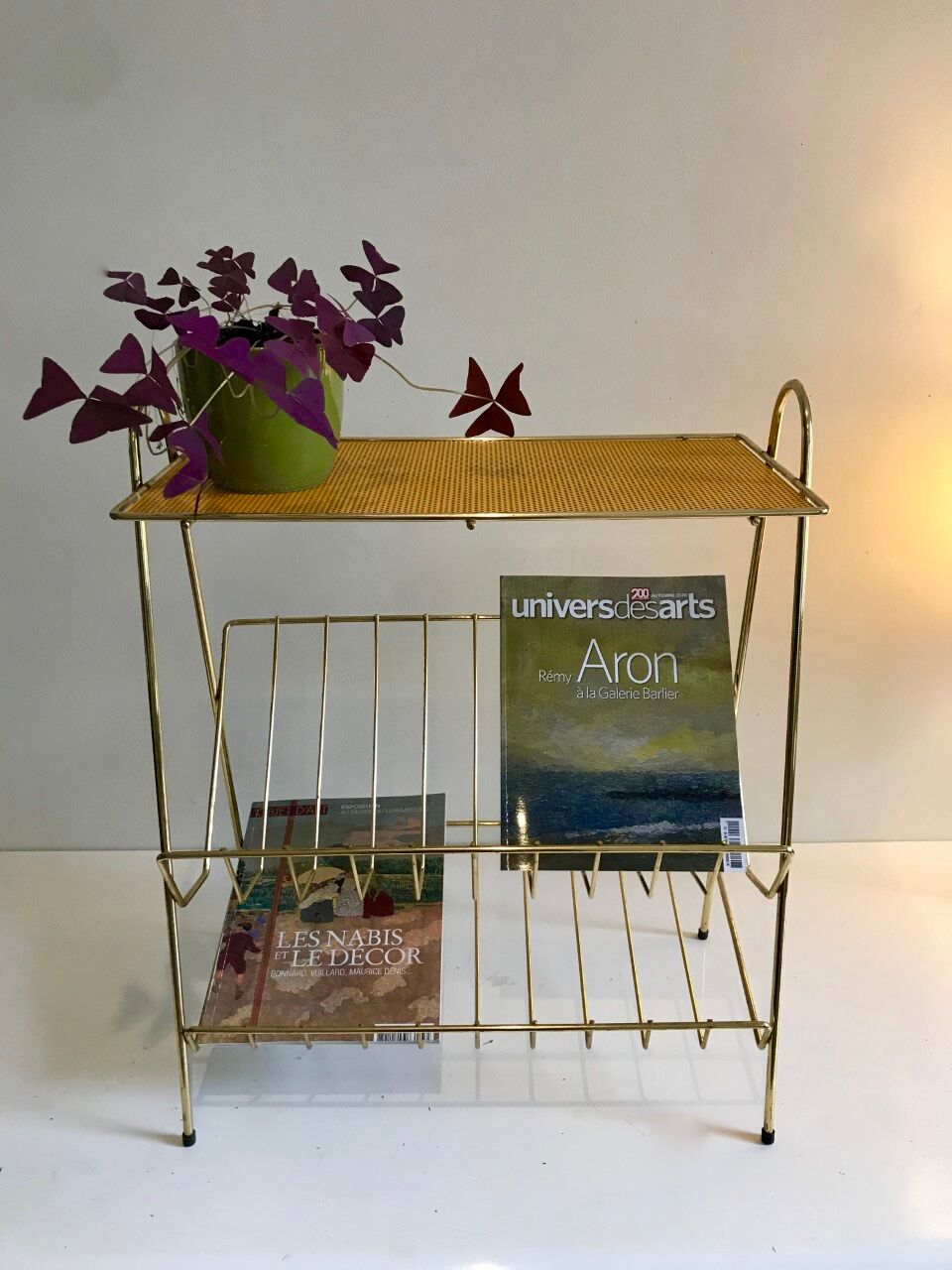 Vintage magazine holder