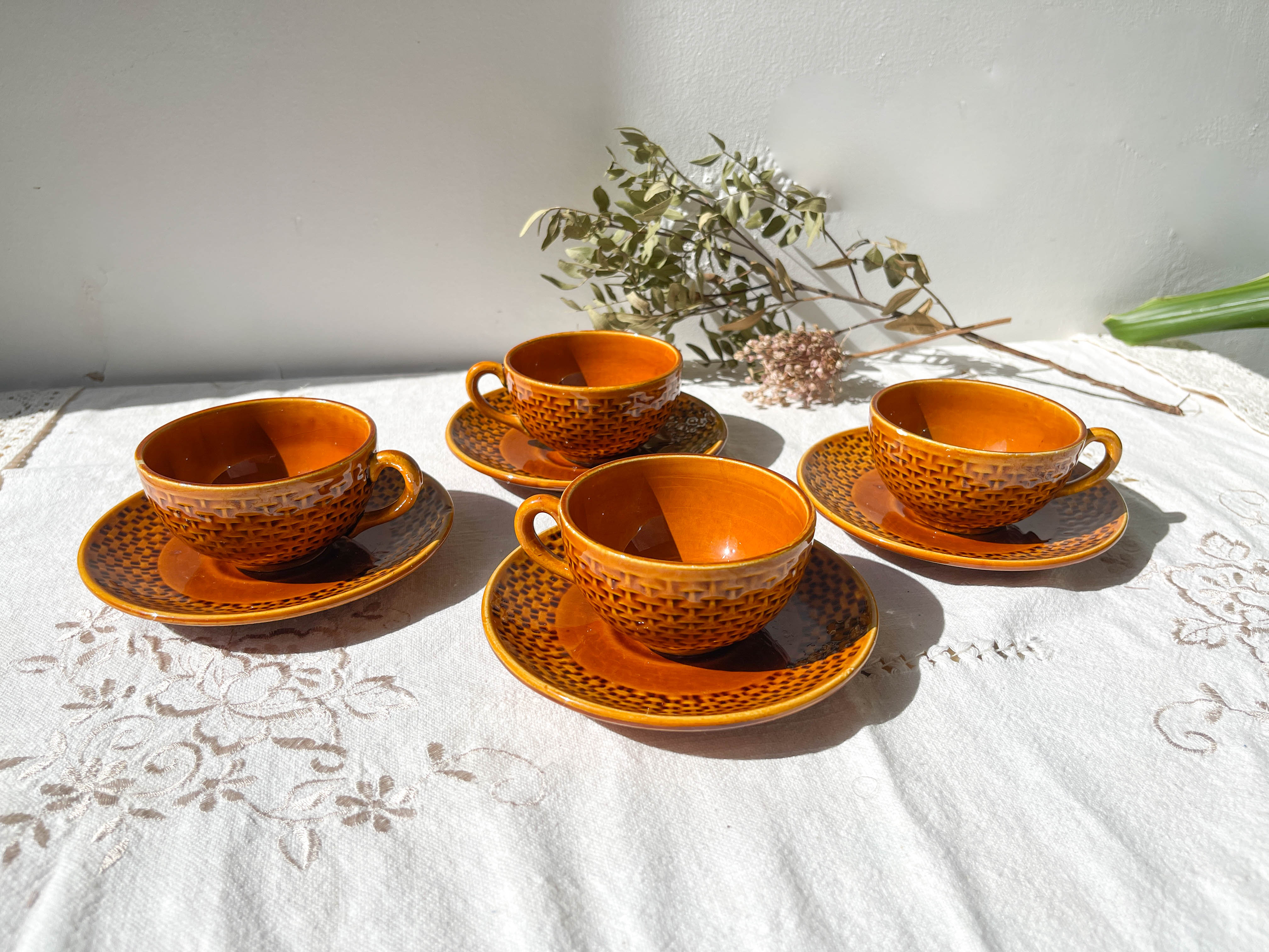 6 tasses à café en opaline verte Années 70 - Vintage - Vintage Family