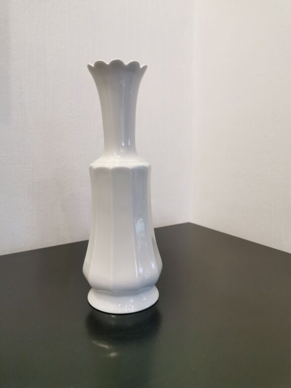White ceramic vase bareuther vintage
