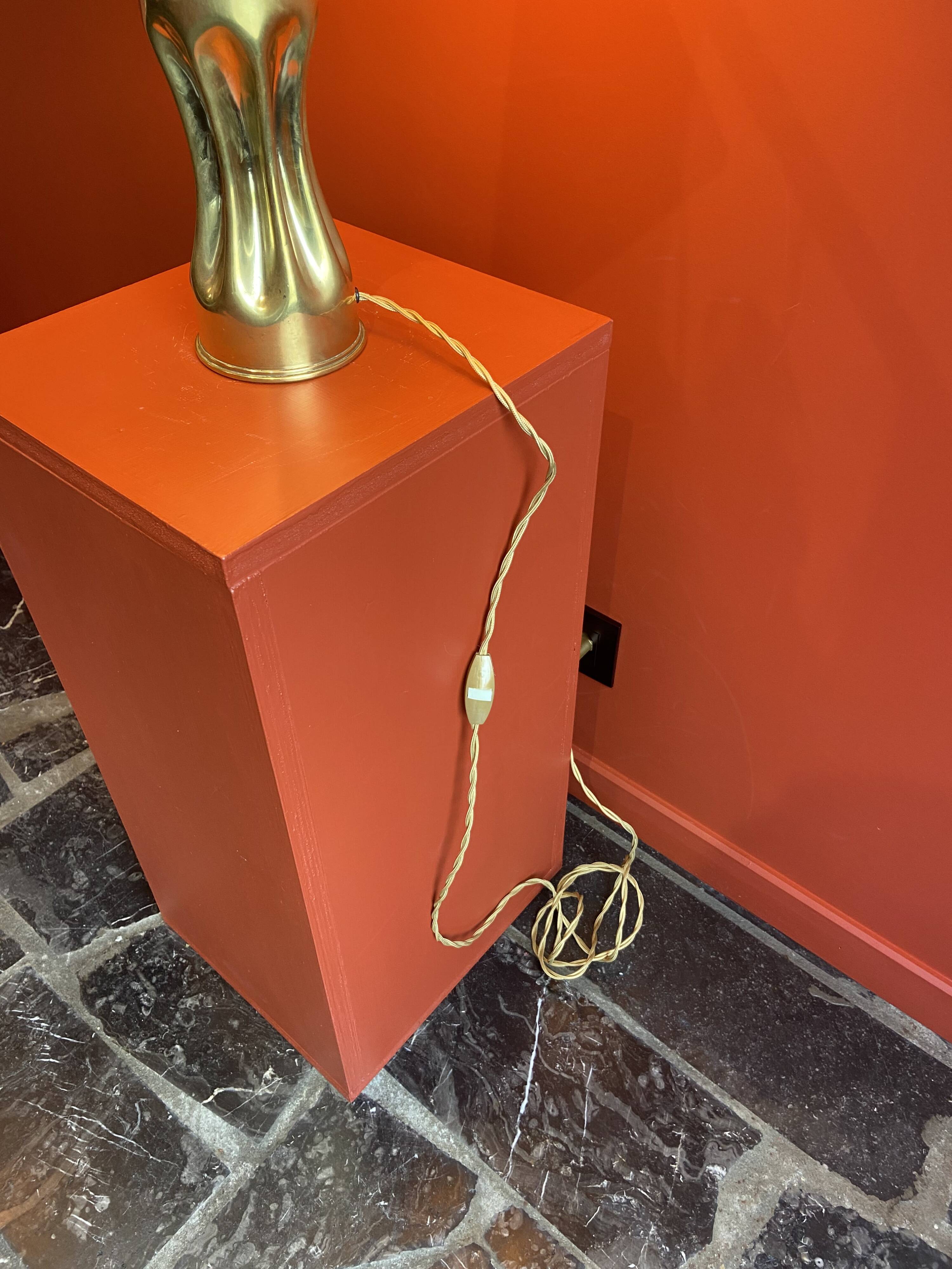 Brass shell socket lamp from the 1st WW, black pyramidal lampshade in Carlucci linen.