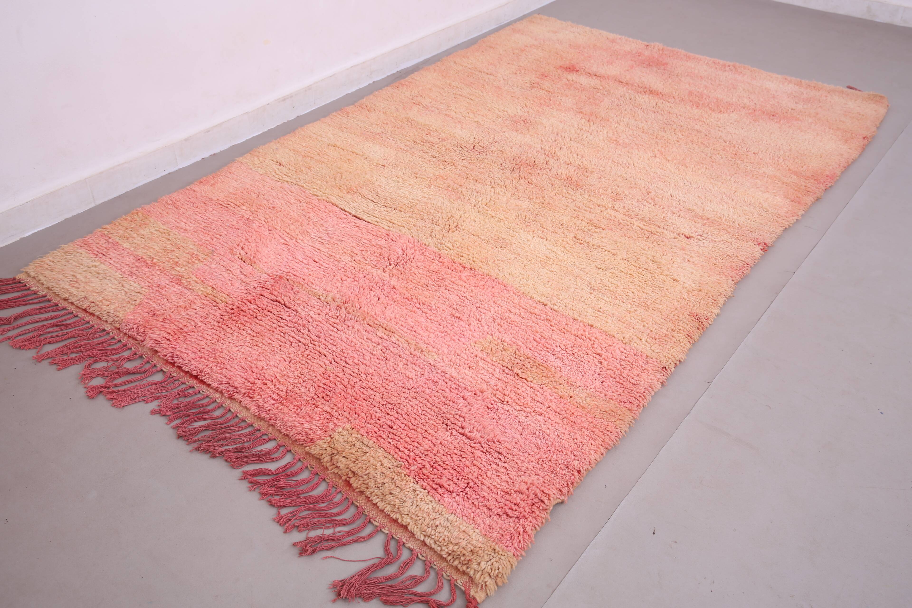Peach Vintage Moroccan Rug 169 x 285 cm - Berber Wool Rug - Handmade Rug