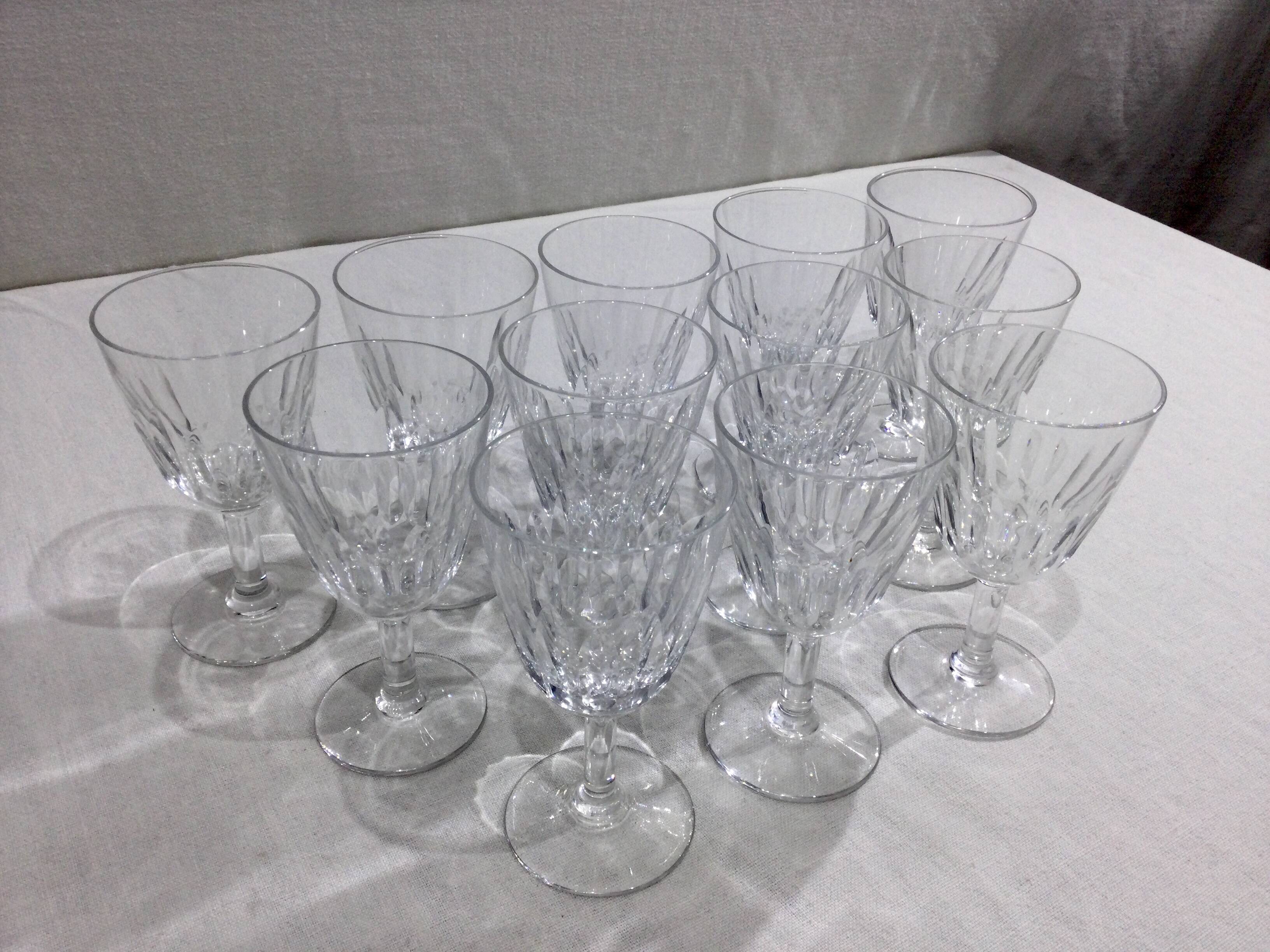 Baccarat – 12 red wine glasses in Baccarat Crystal Casino Model