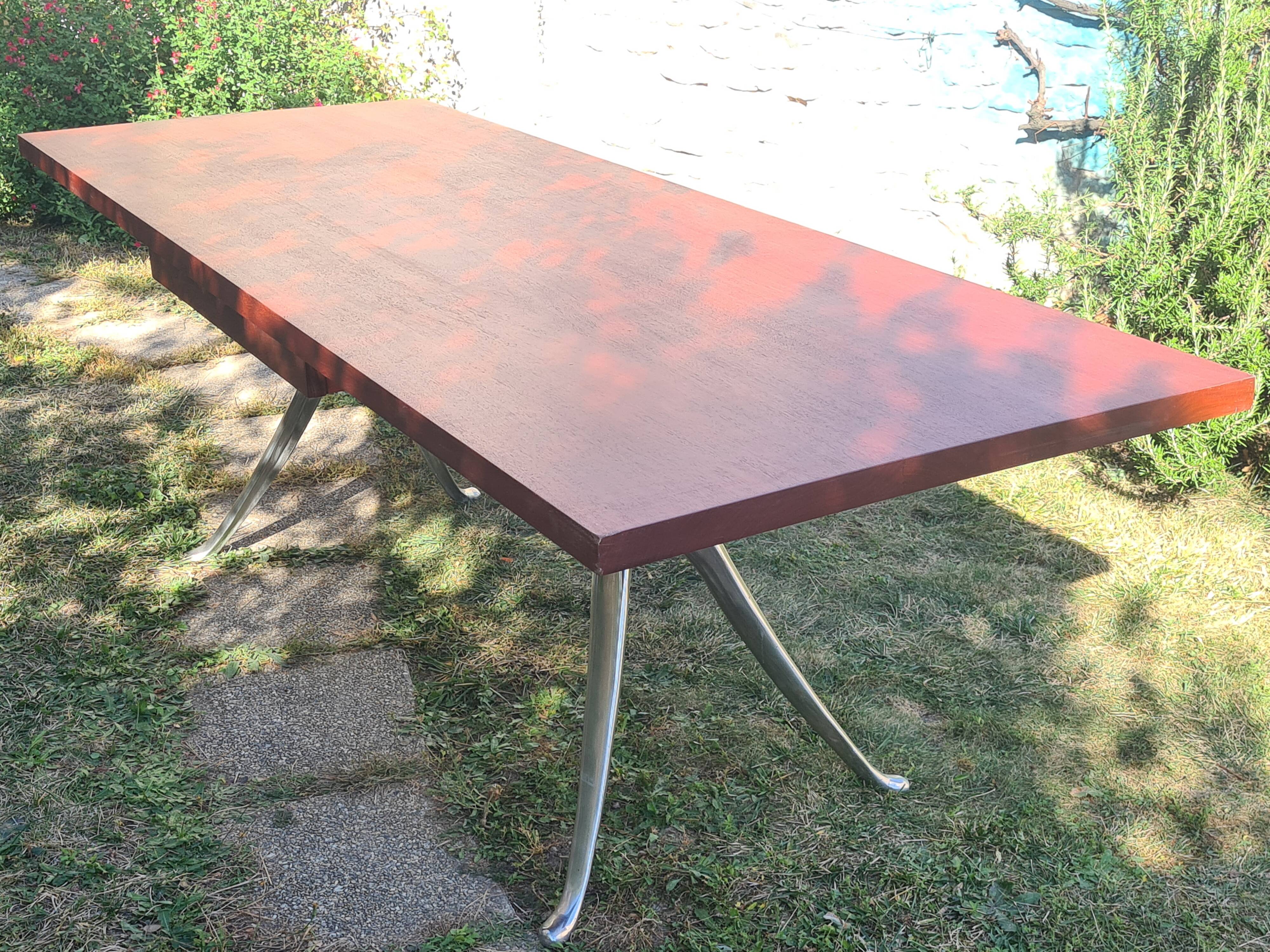 Desk/Table/Coffee table