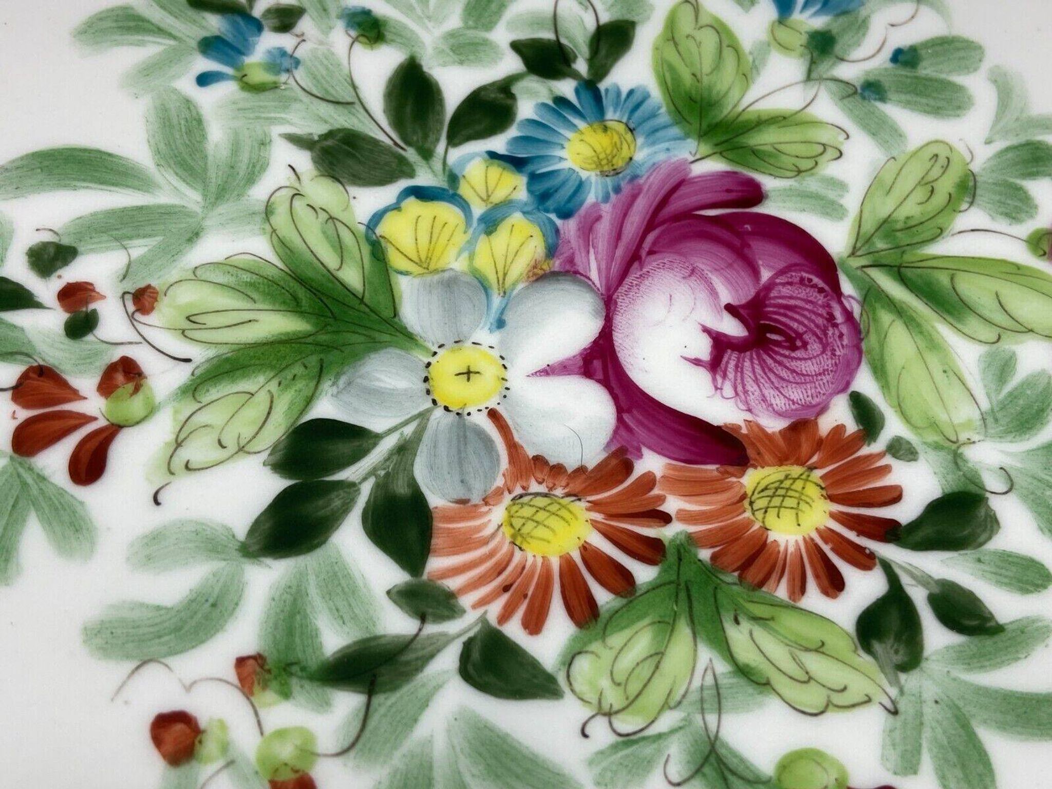 Oblong dish in Paris Sèvres porcelain with Louis XV style floral decoration