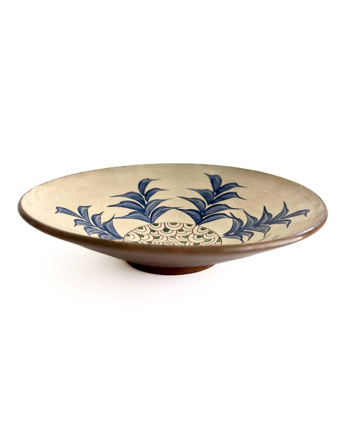 Luxor terracotta dish - foliage pattern