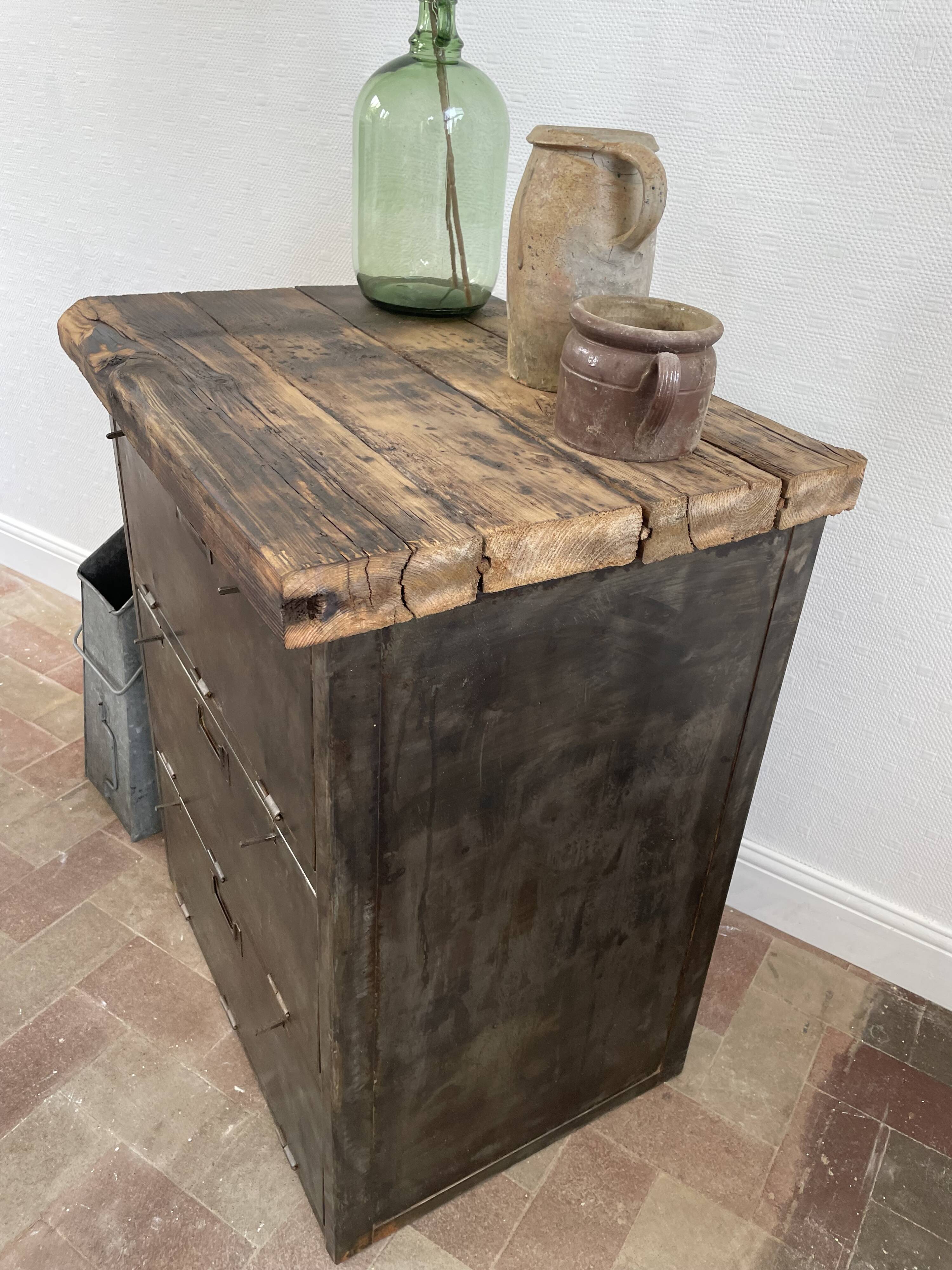 Meuble 3 clapets métal bois