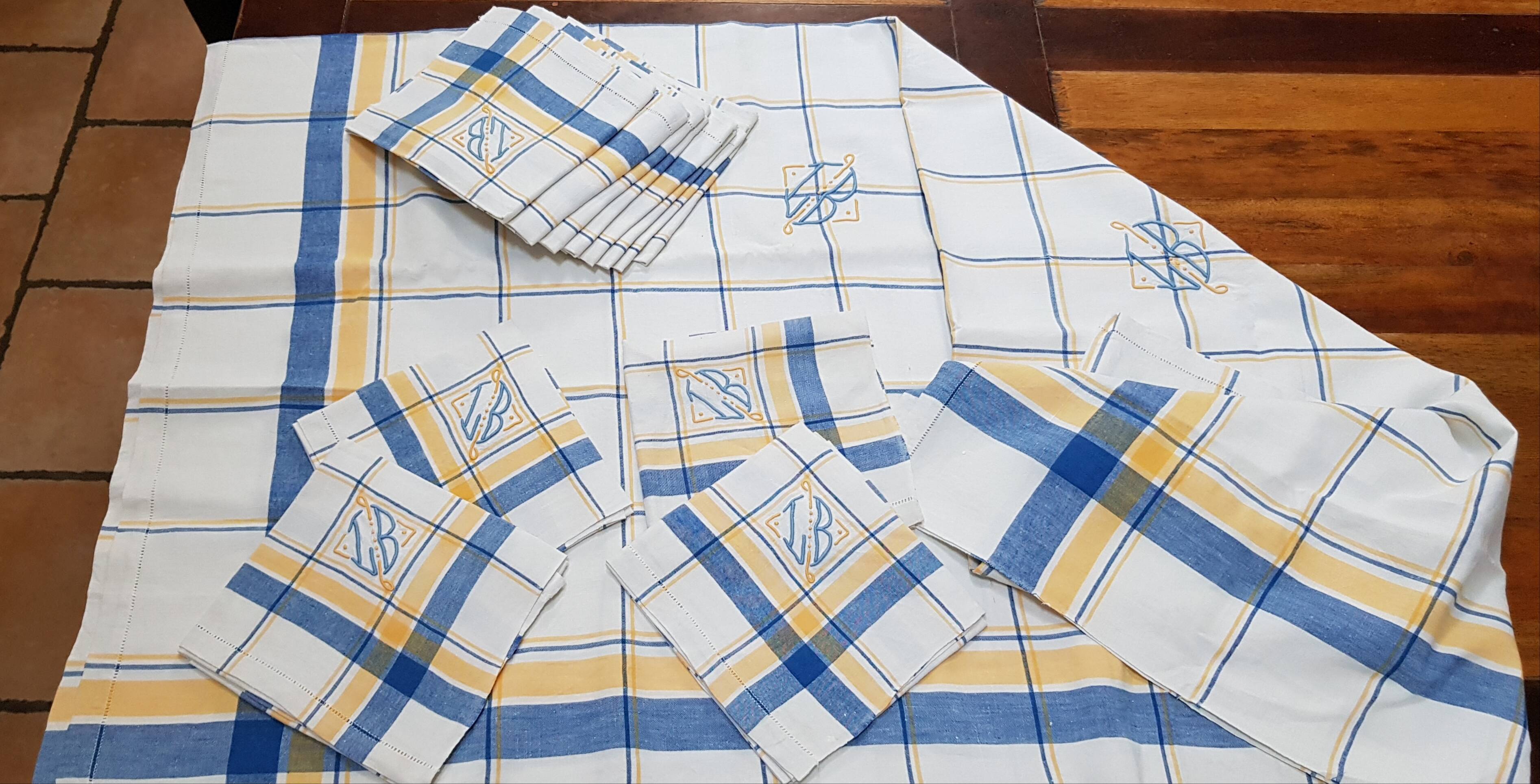 Pure cotton tablecloth and 12 napkins