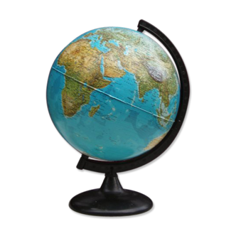Terrestrial globe